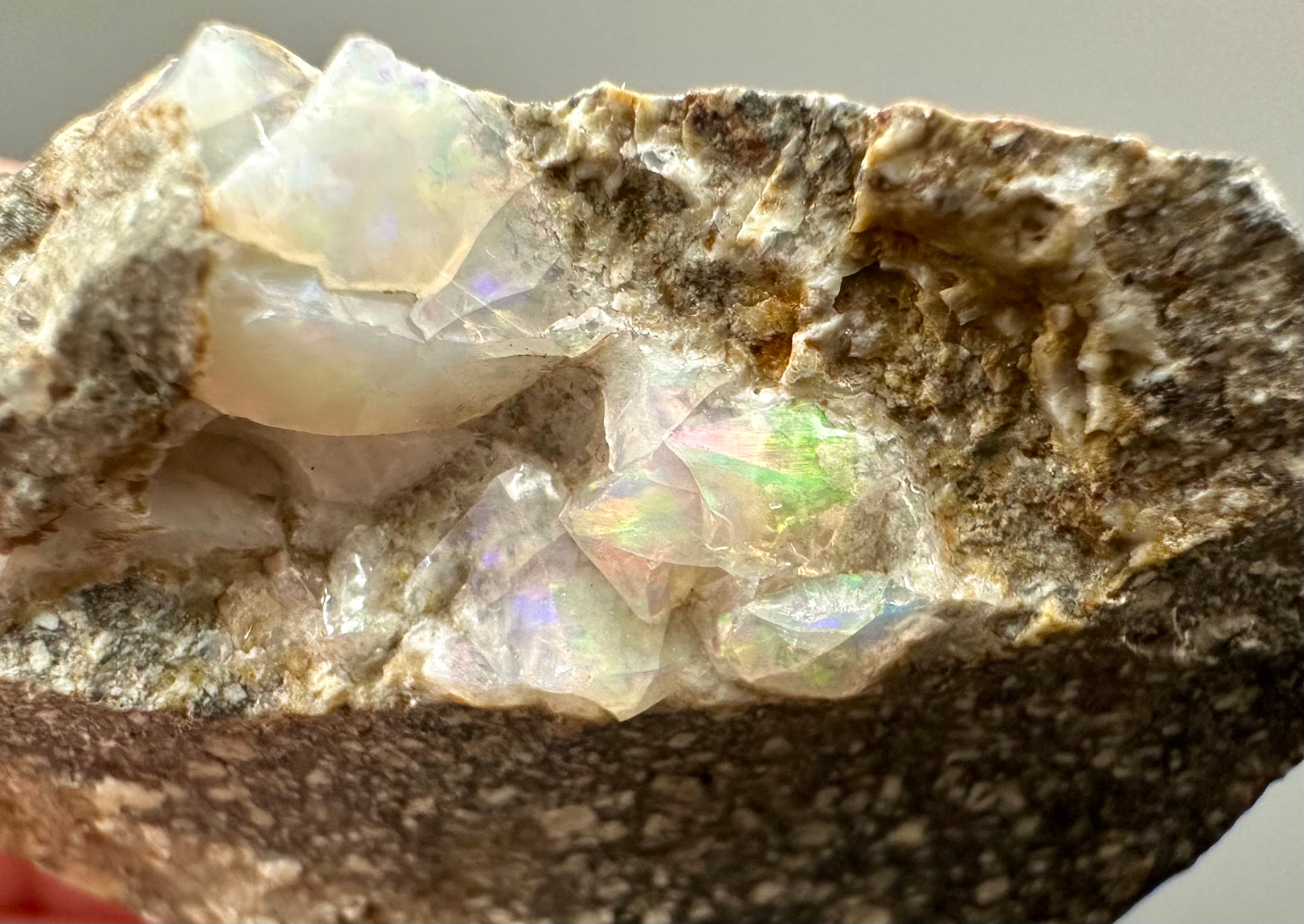 Precious opal – Dubnik, Slovakia - SOP042
