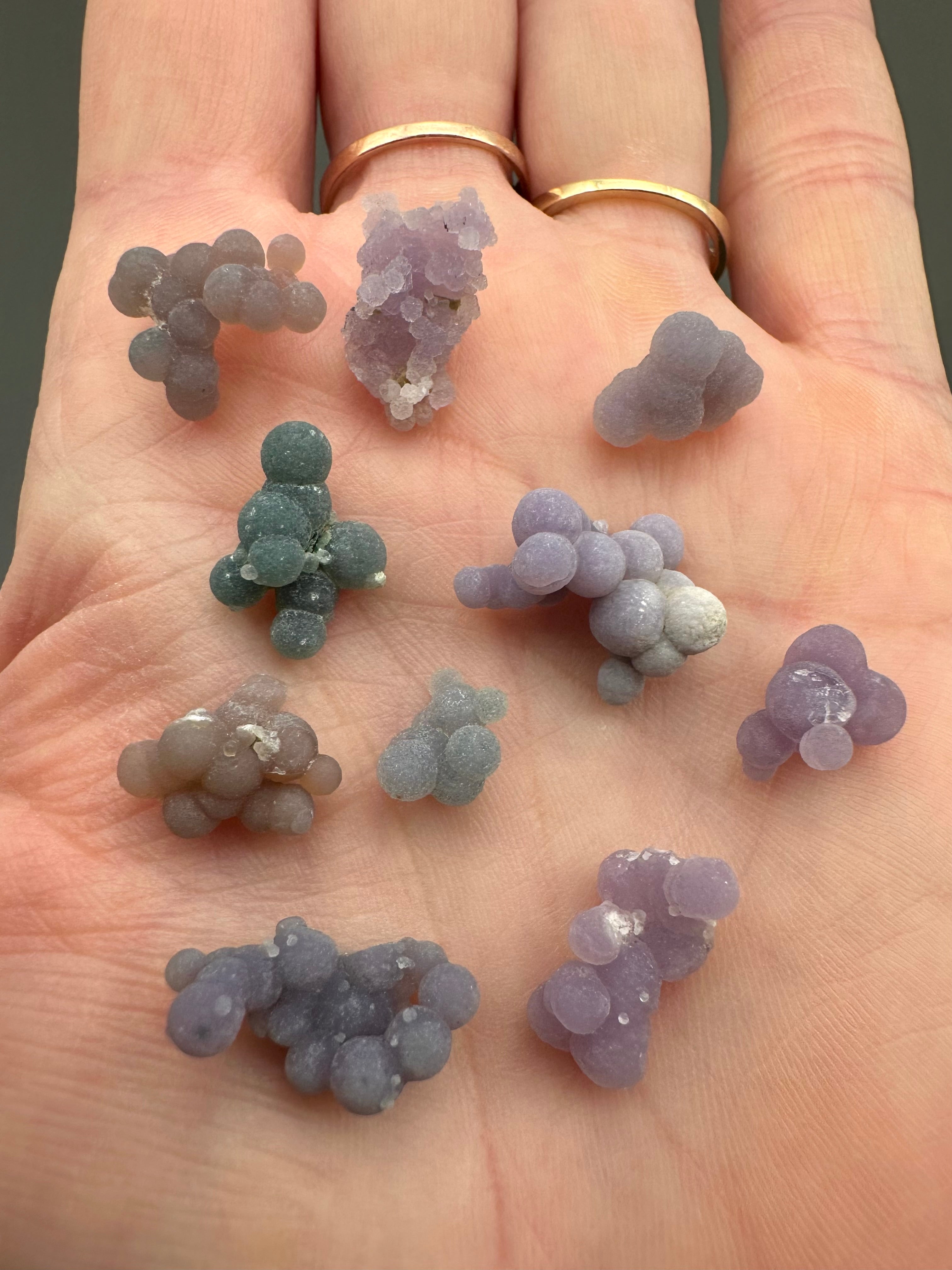 Grape Chalcedony – Sulawesi, Indonesia – 10pcs - HCH325