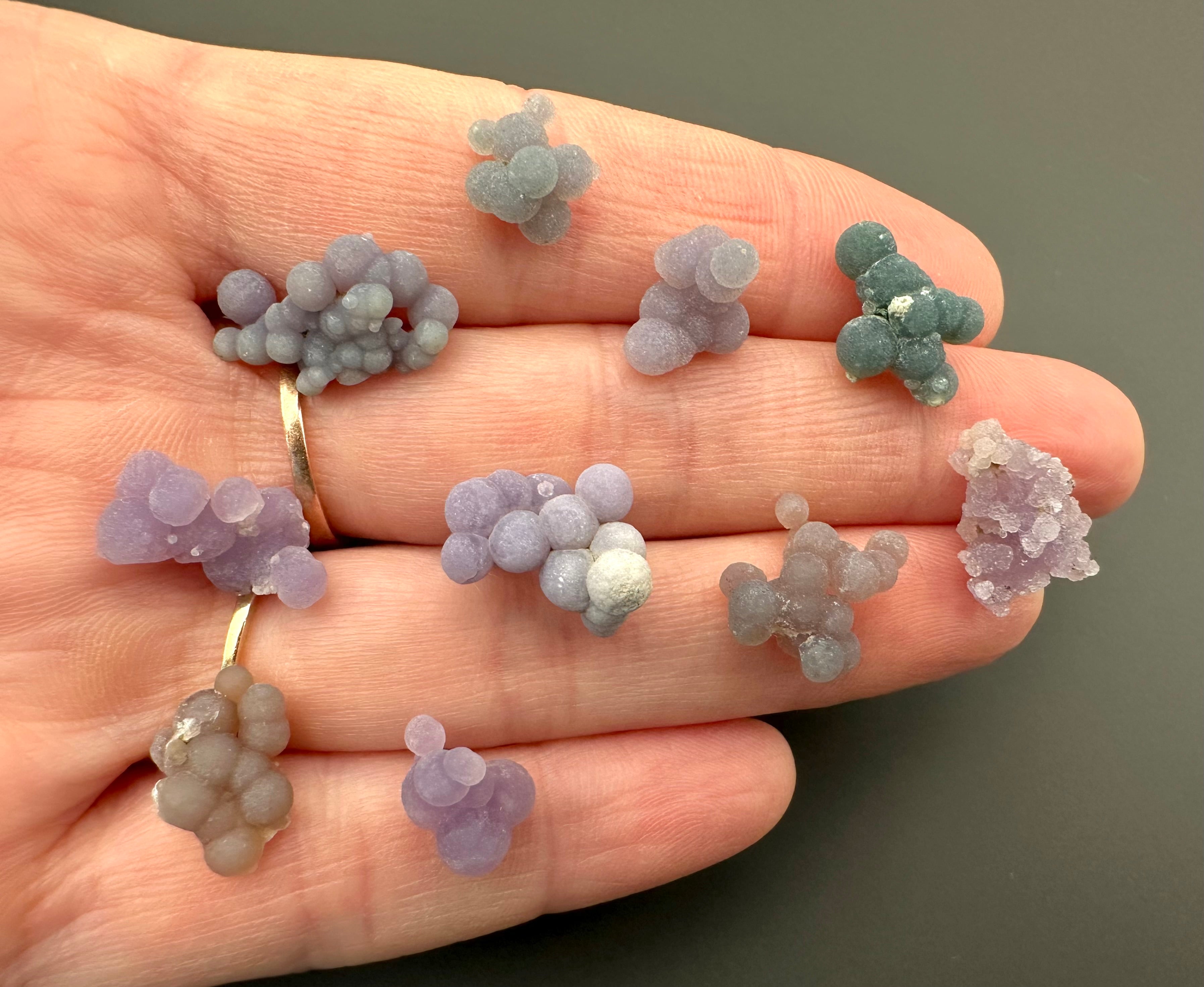 Grape Chalcedony – Sulawesi, Indonesia – 10pcs - HCH325