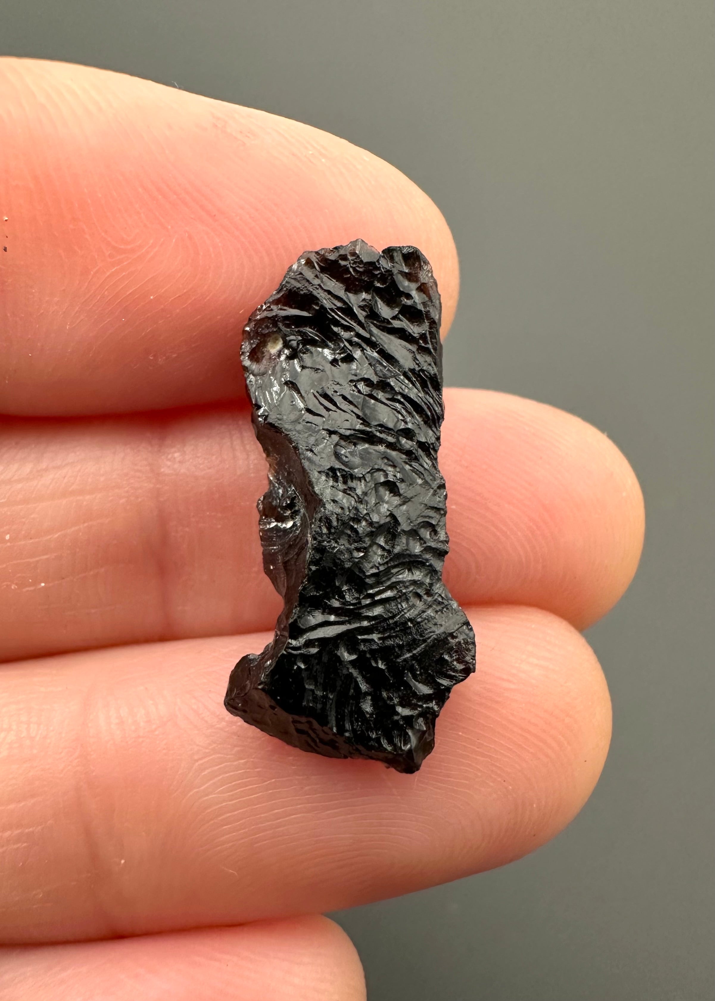Bilitonite "Batu Satam" 0,9g – Belitung, Indonesia - BI029