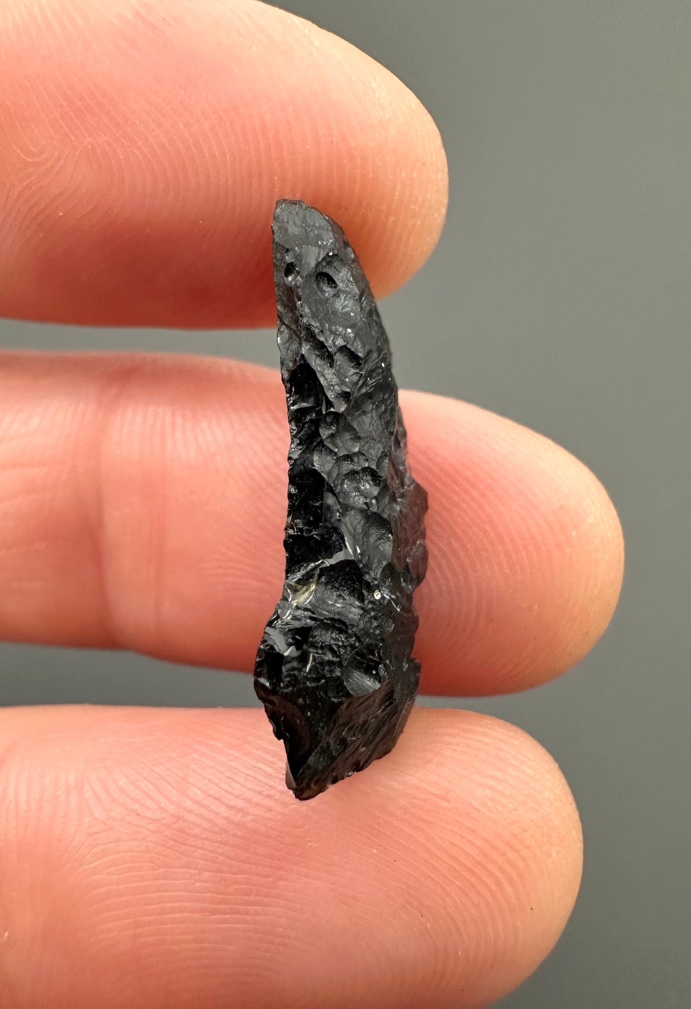 Bilitonite "Batu Satam" 0,9g – Belitung, Indonesia - BI029