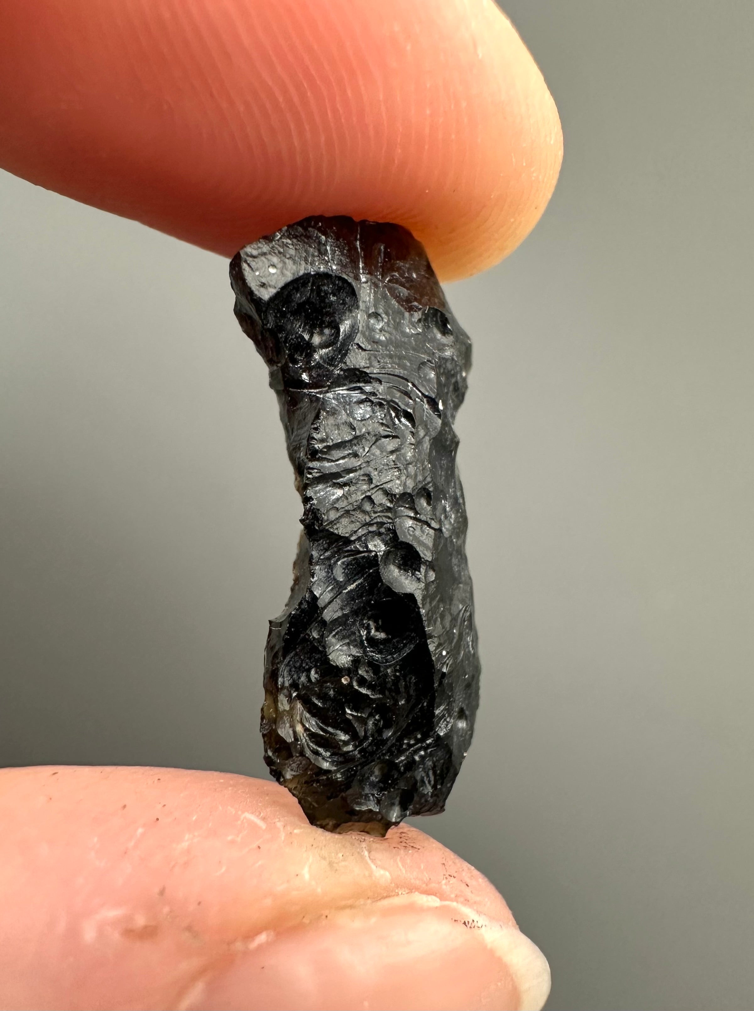 Bilitonite "Batu Satam" 0,9g – Belitung, Indonesia - BI029