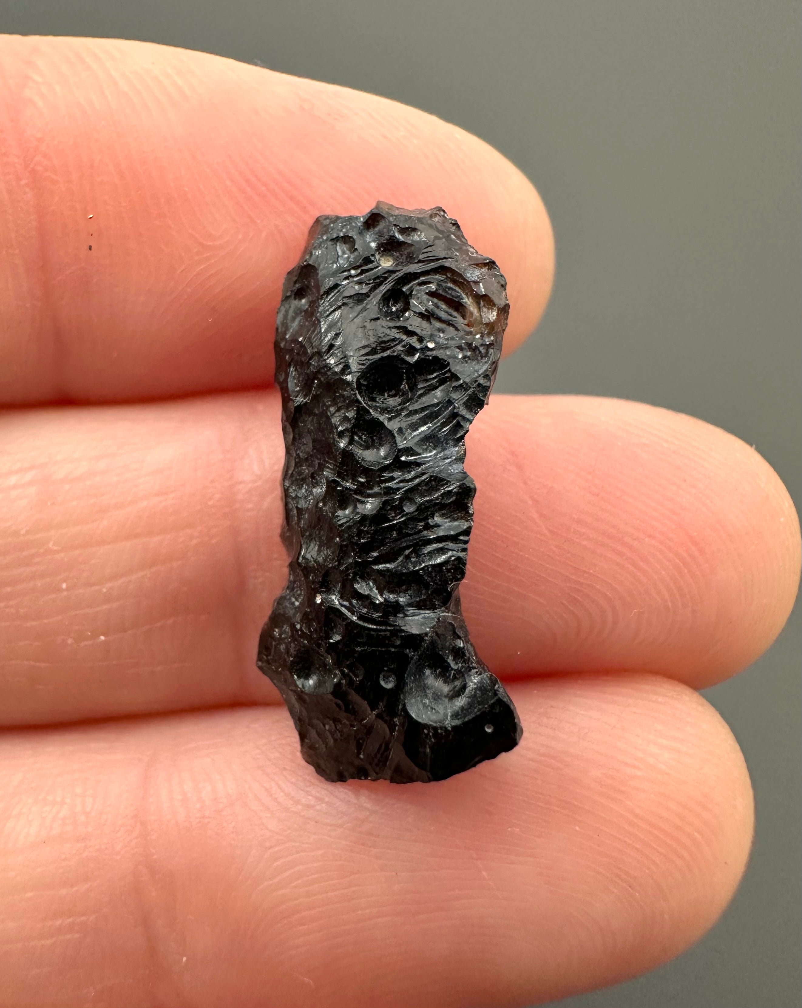 Bilitonite "Batu Satam" 0,9g – Belitung, Indonesia