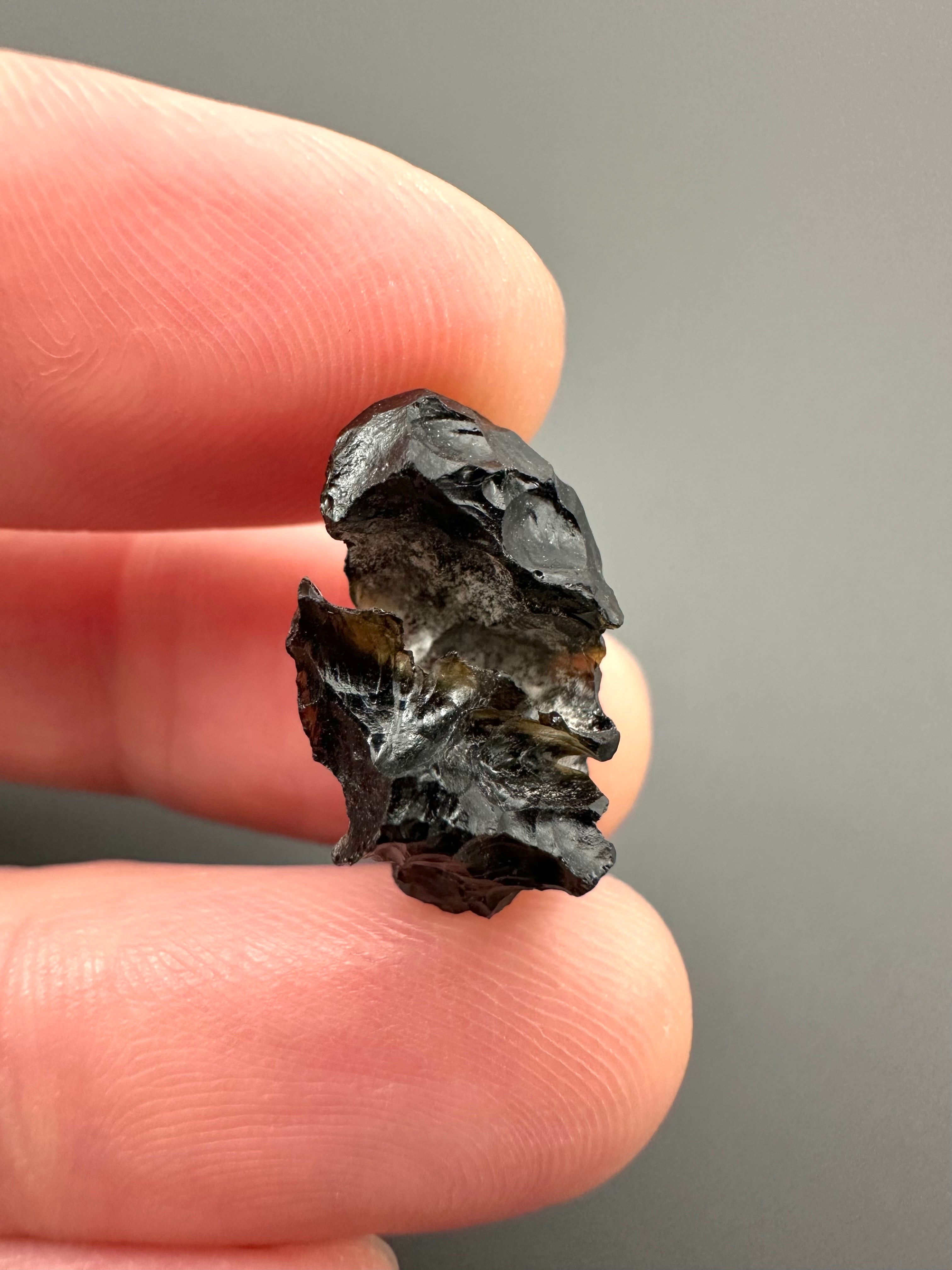 Bilitonite "Batu Satam" 1,4g – Belitung, Indonesia - BI041