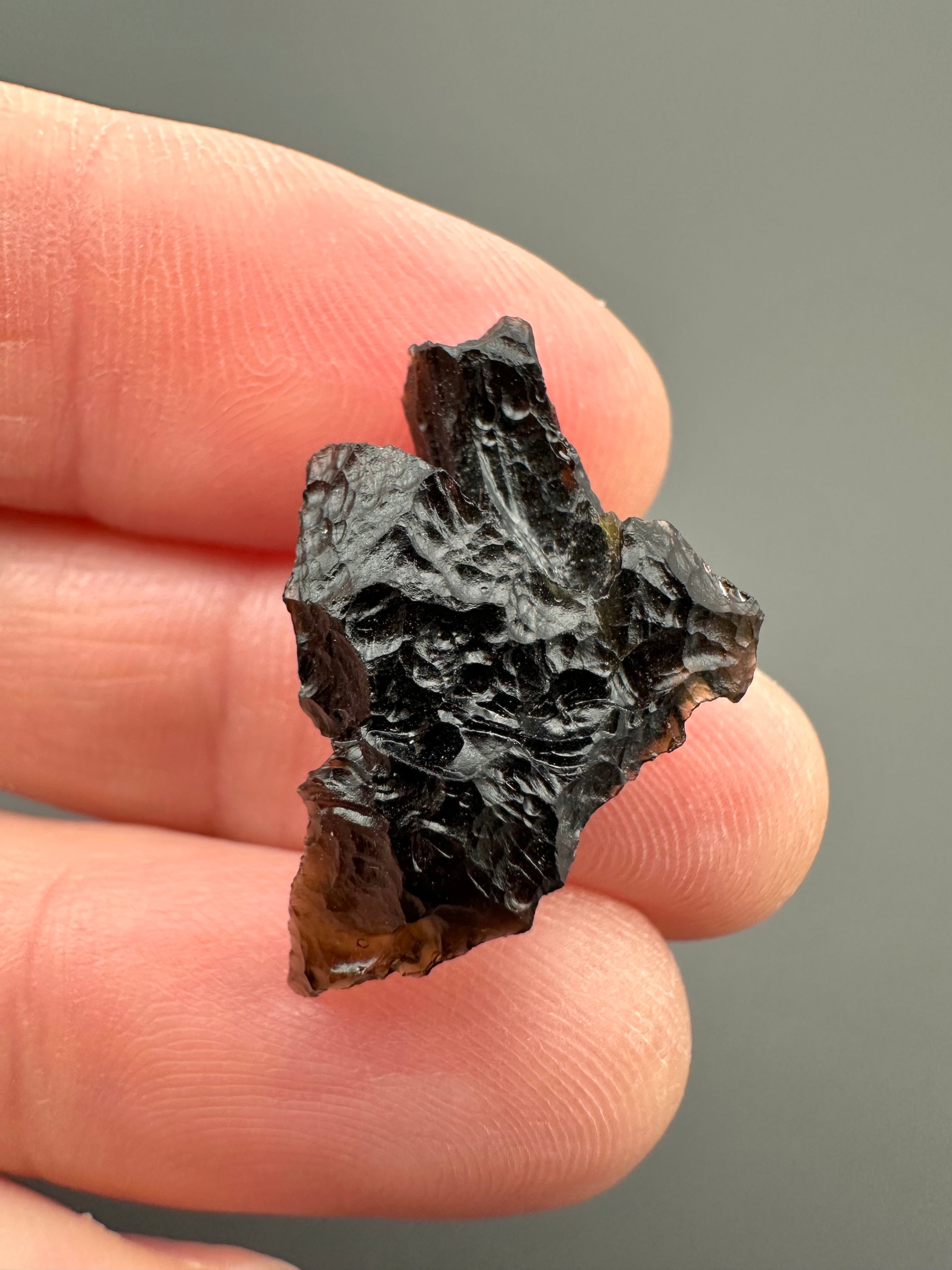 Bilitonite "Batu Satam" 1,4g – Belitung, Indonesia