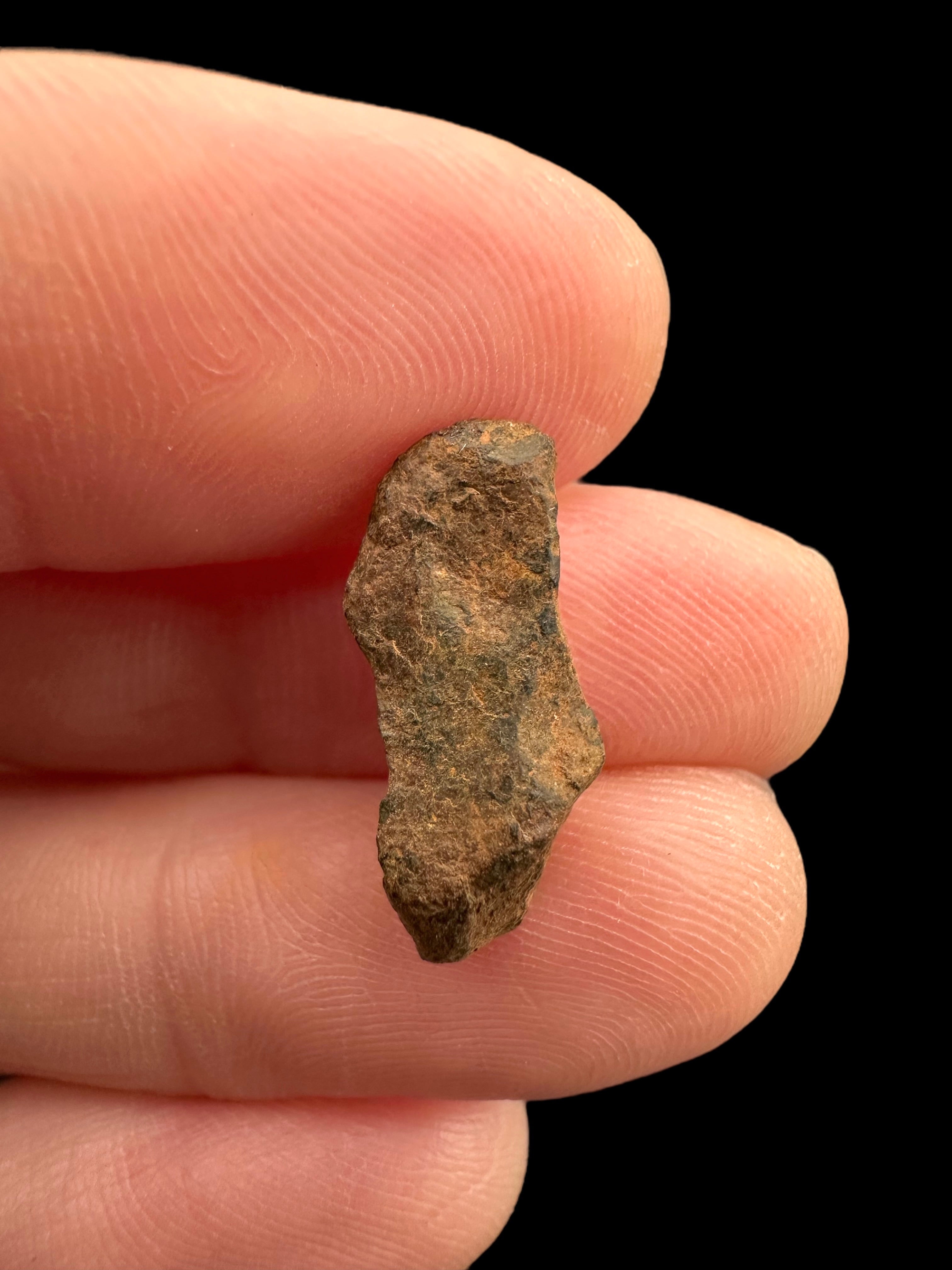 Meteorite Agoudal "Imilchil" 2g – Morocco - MEAG16