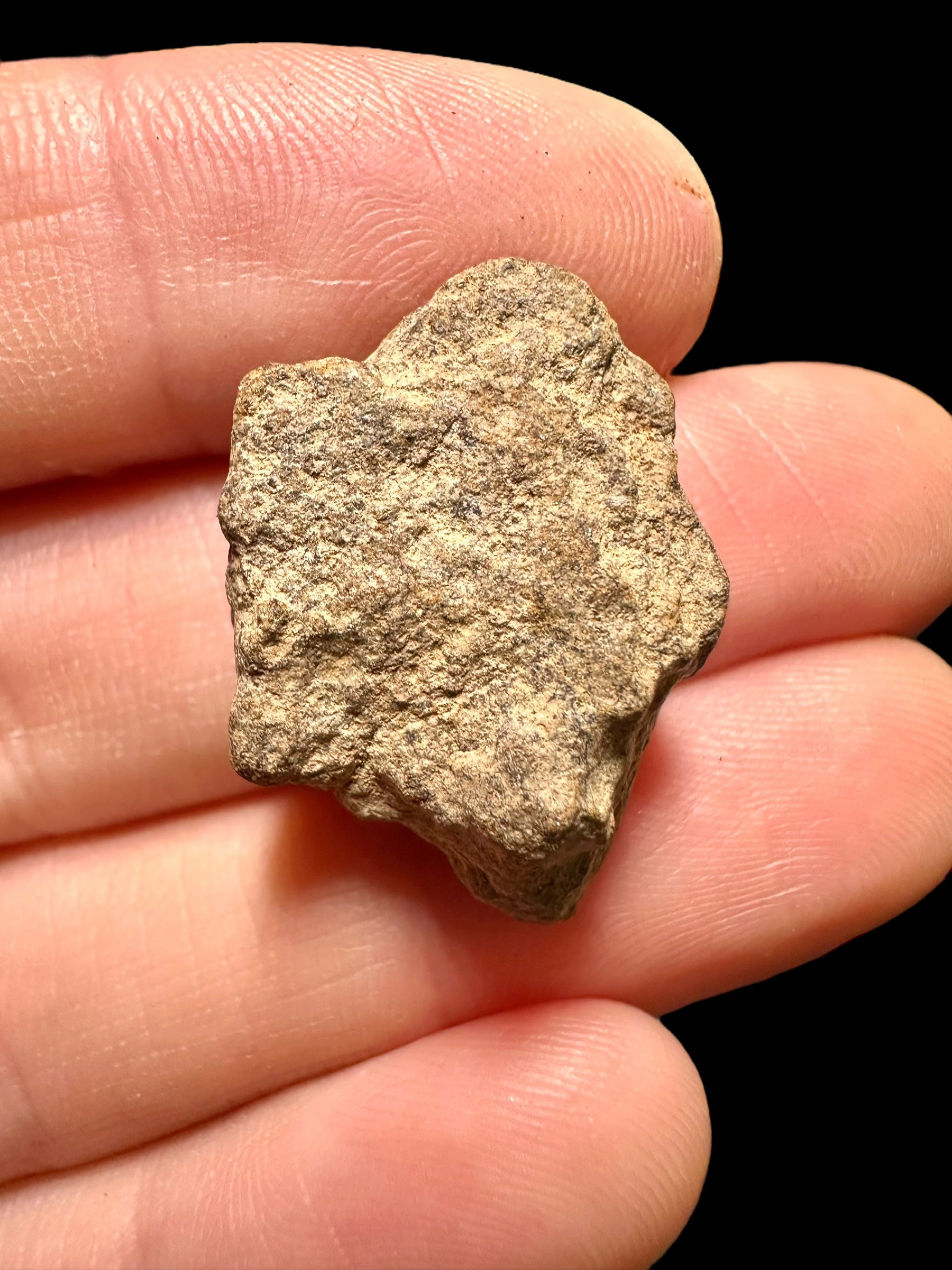 Meteorite Al Haggounia 001 – 4,84g – Western Sahara - MEAH30