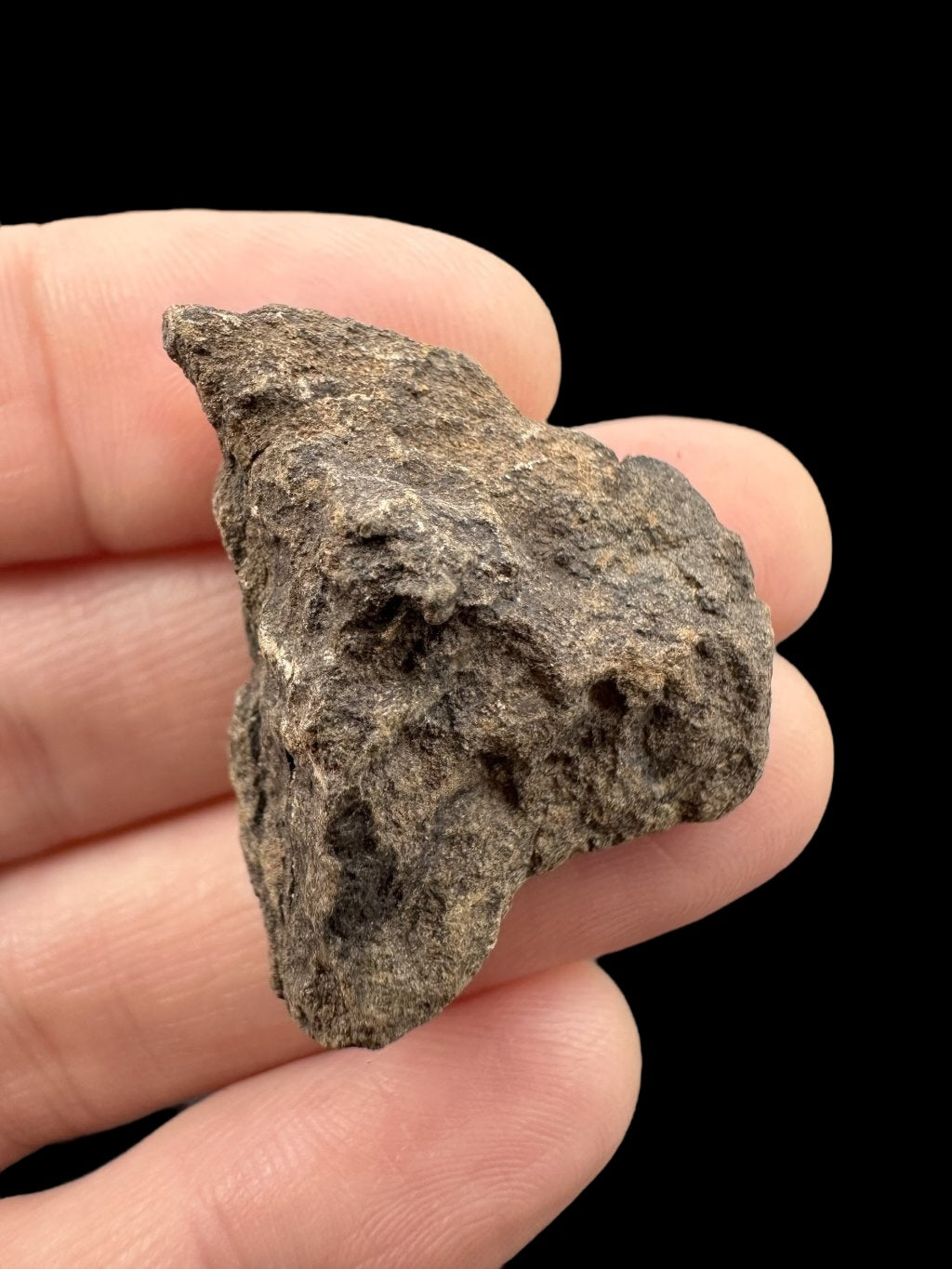 Meteorite Al Haggounia 001 – 9,2g – Western Sahara - MEAH47