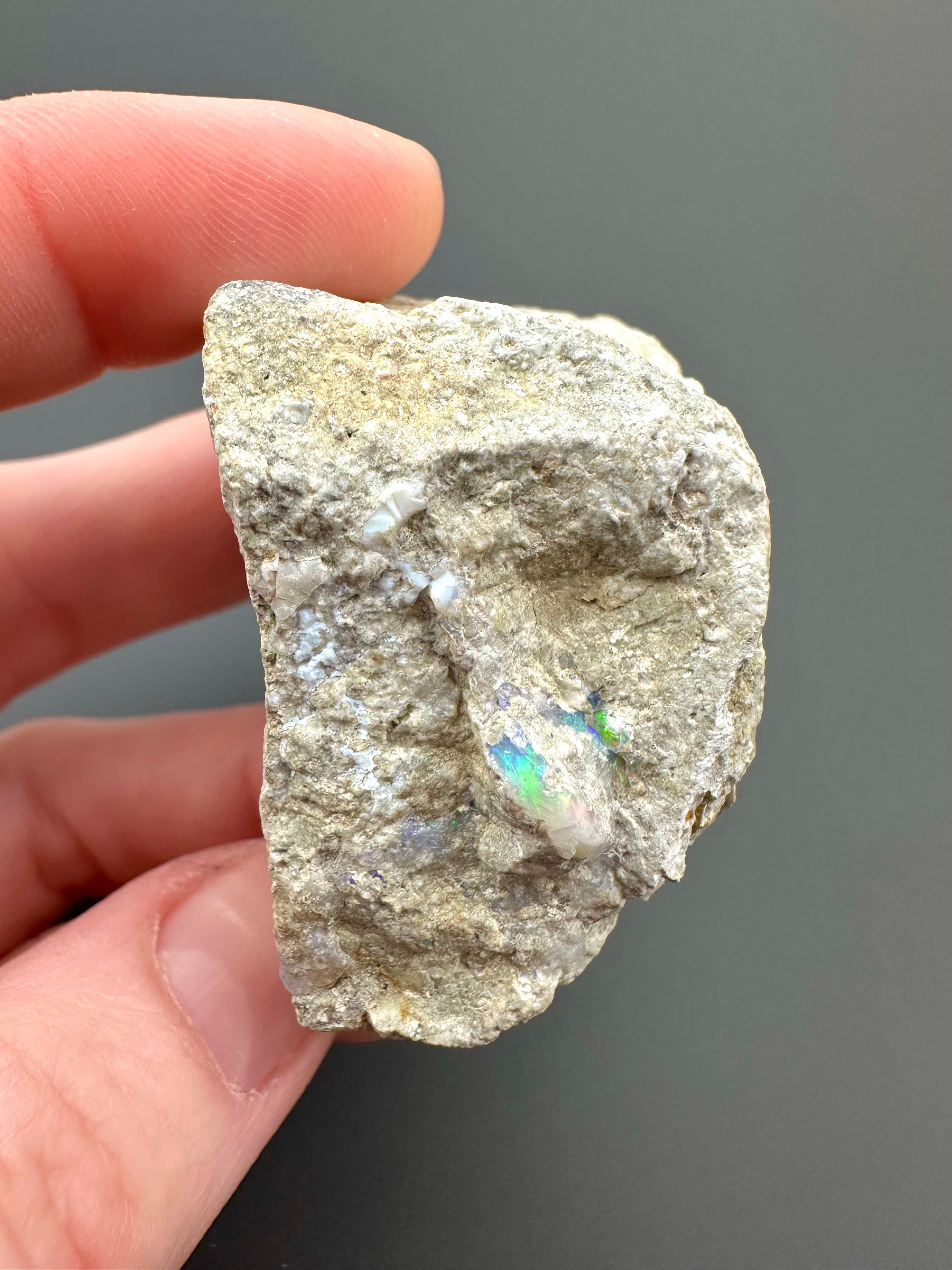 Precious opal – Dubnik, Slovakia - SOP062