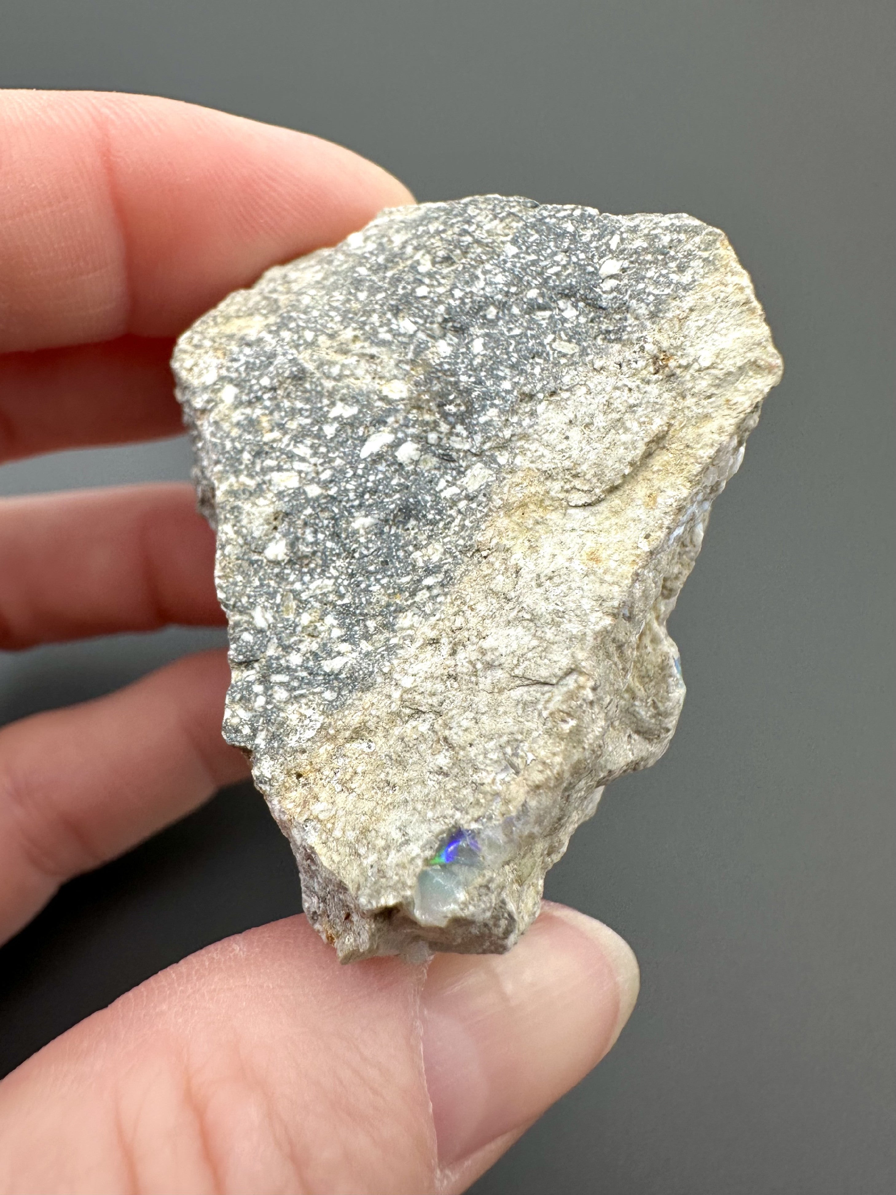 Precious opal – Dubnik, Slovakia - SOP062