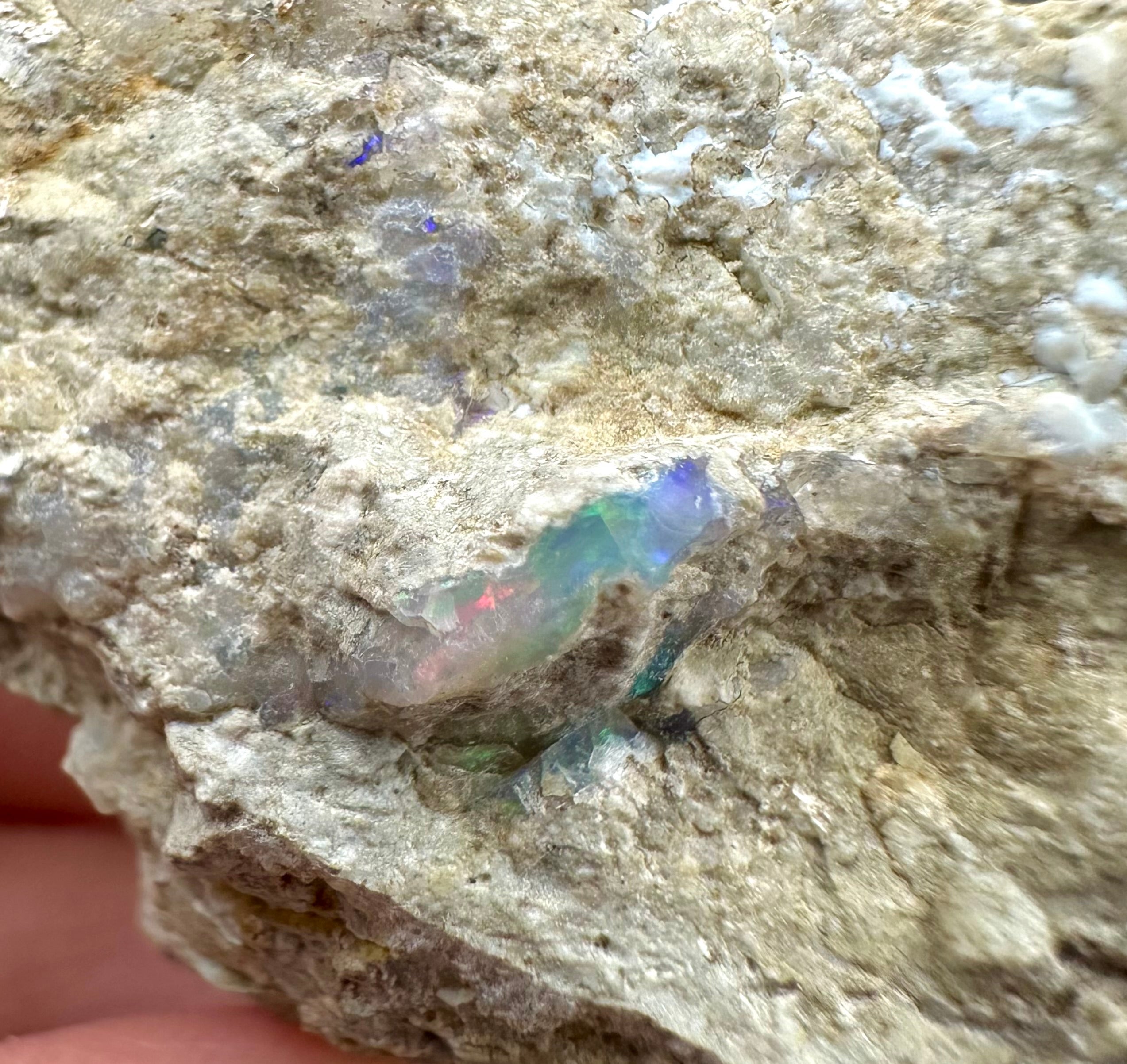 Precious opal – Dubnik, Slovakia - SOP062