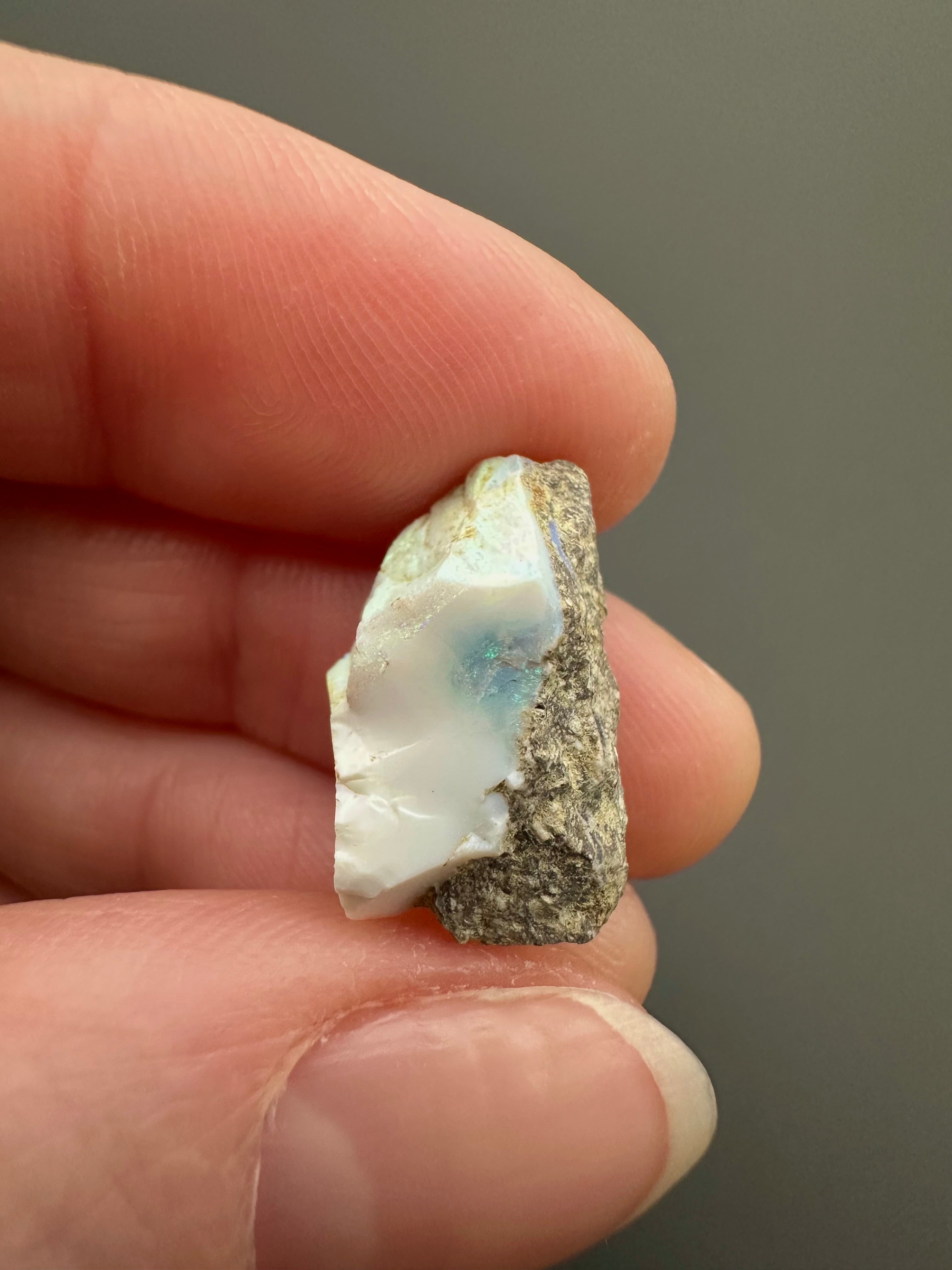 Precious opal – Dubnik, Slovakia - SOP073