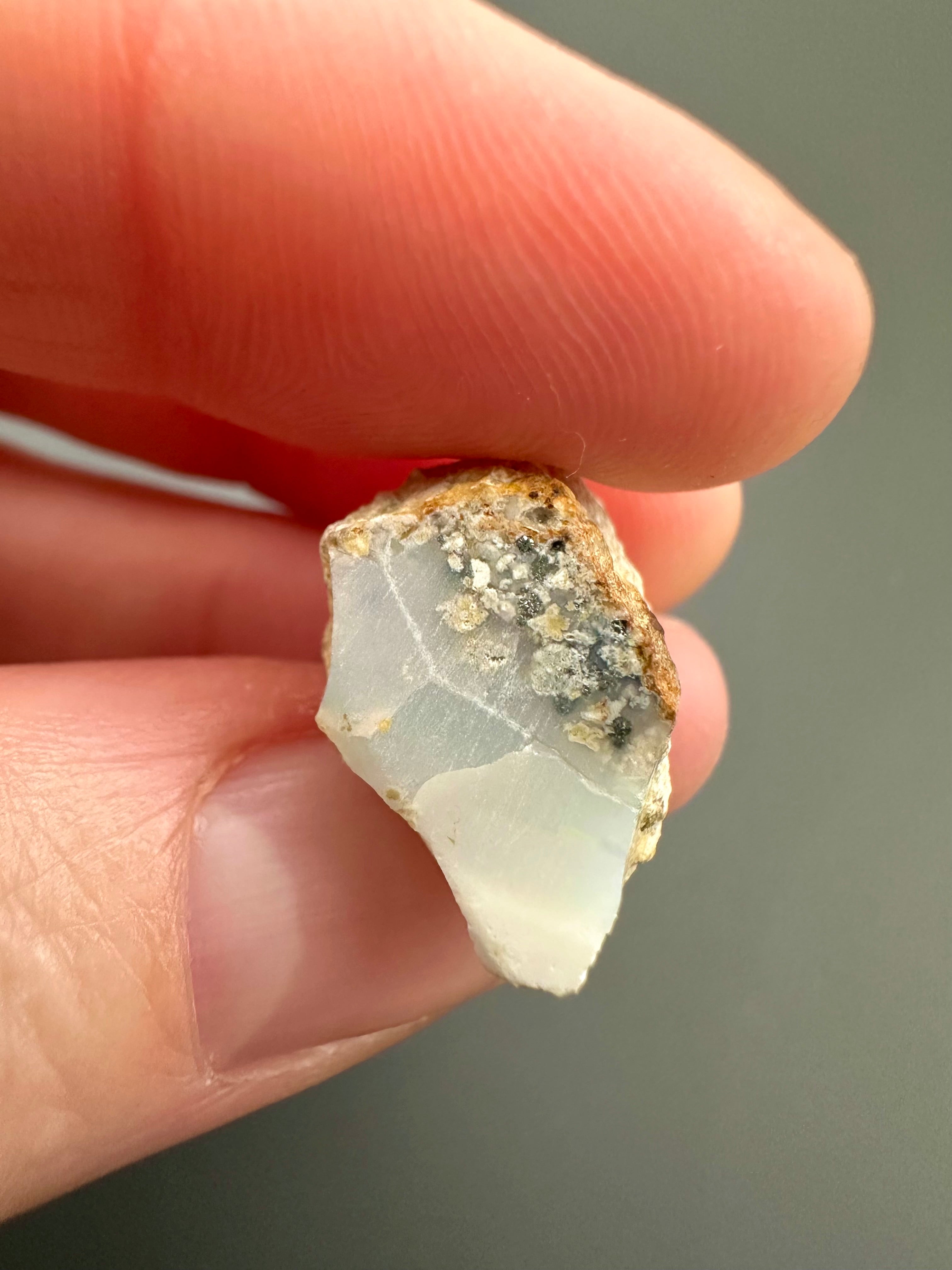 Precious opal – Dubnik, Slovakia - SOP074