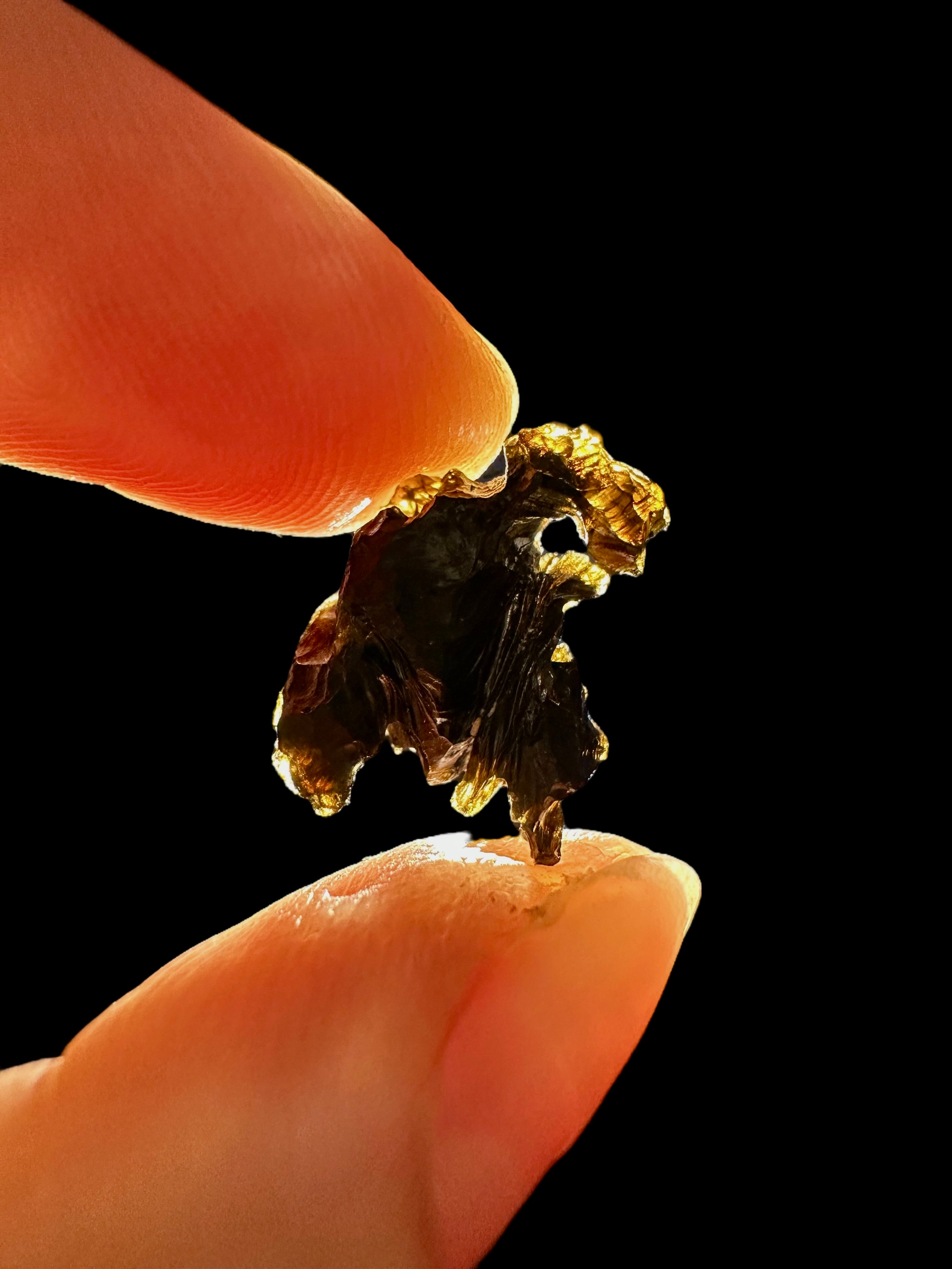 Bilitonite "Batu Satam" 1,2g – Belitung, Indonesia - BI043