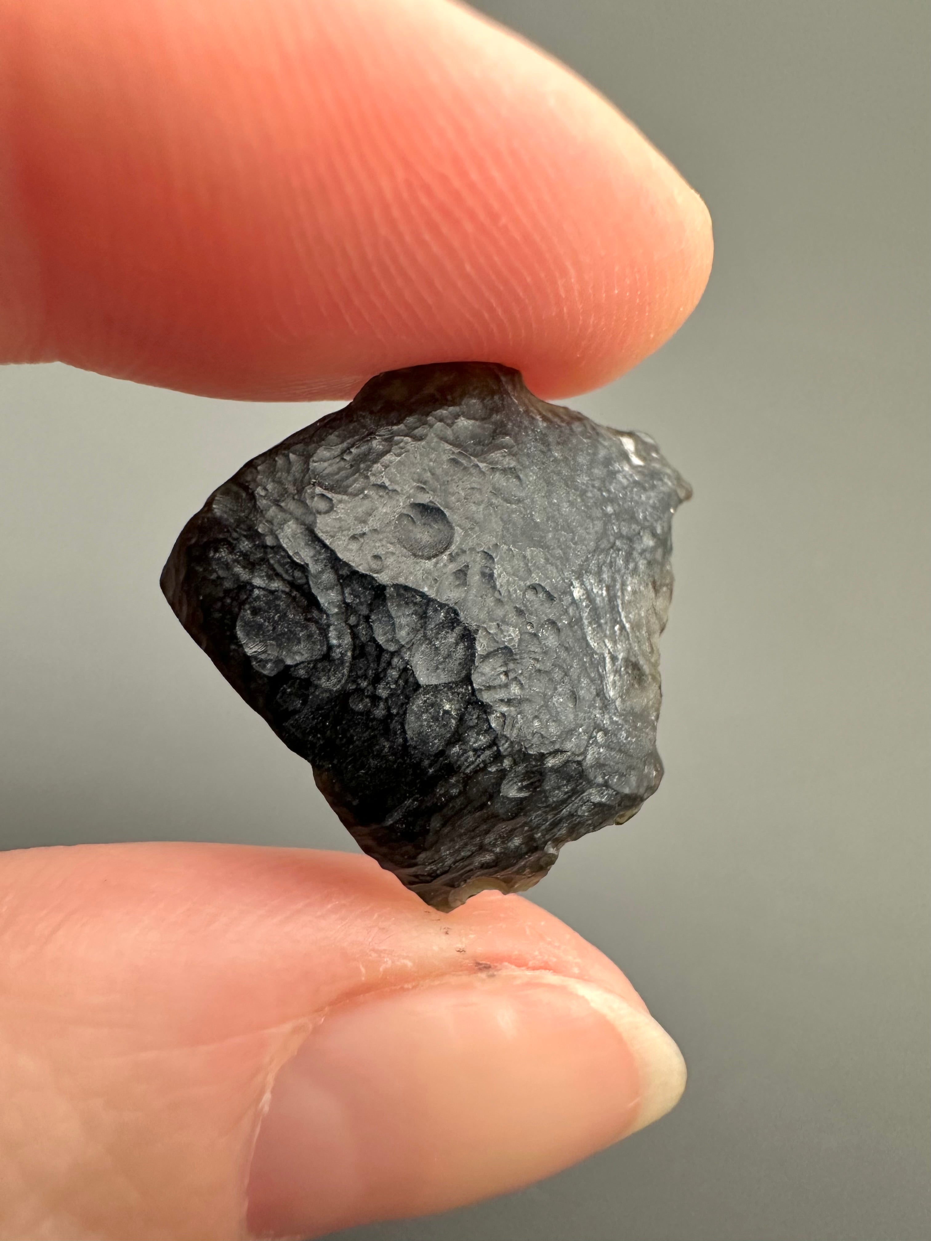 Bilitonite "Batu Satam" 1,9g – Belitung, Indonesia - BI044