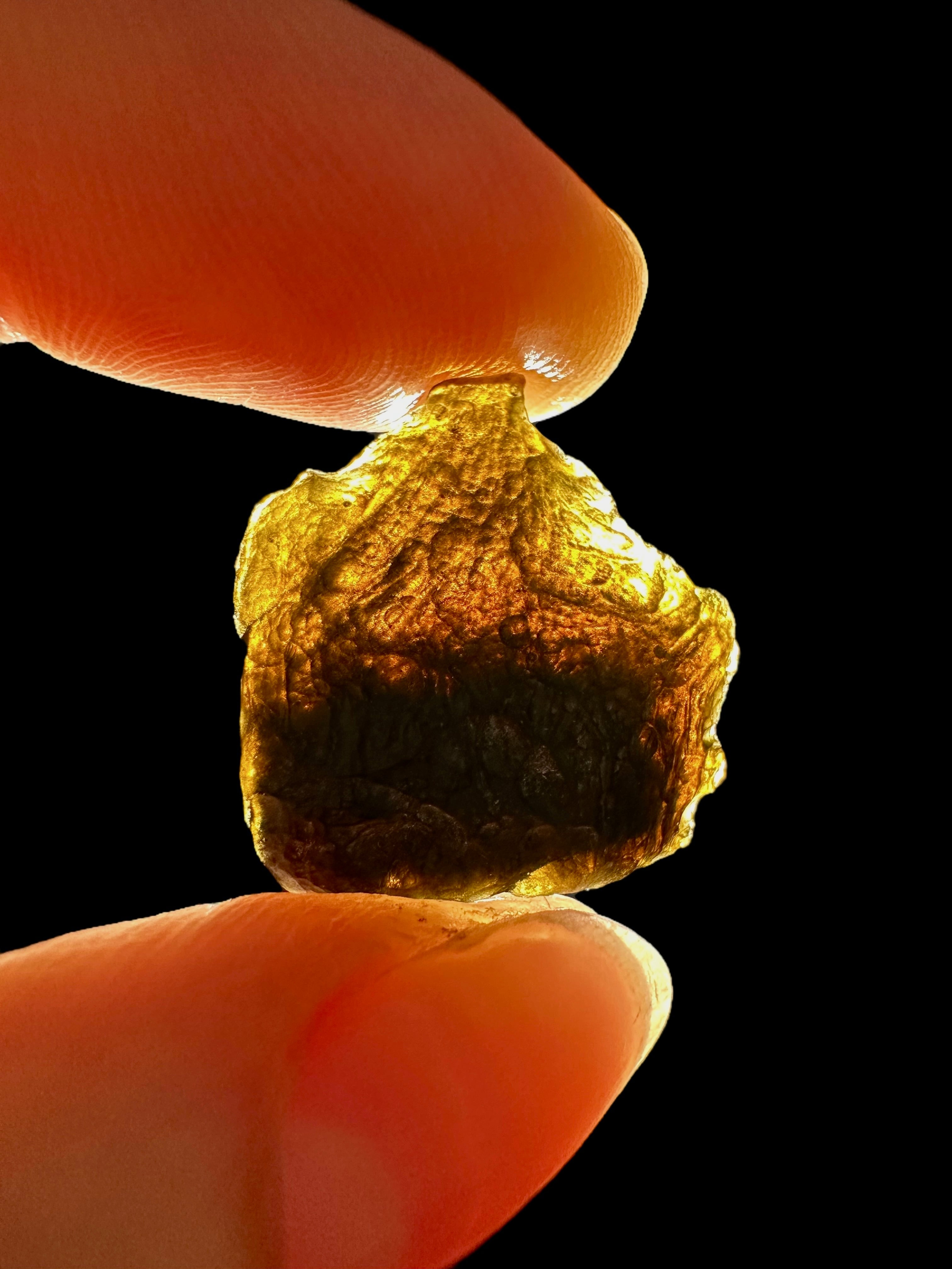 Bilitonite "Batu Satam" 1,9g – Belitung, Indonesia - BI044