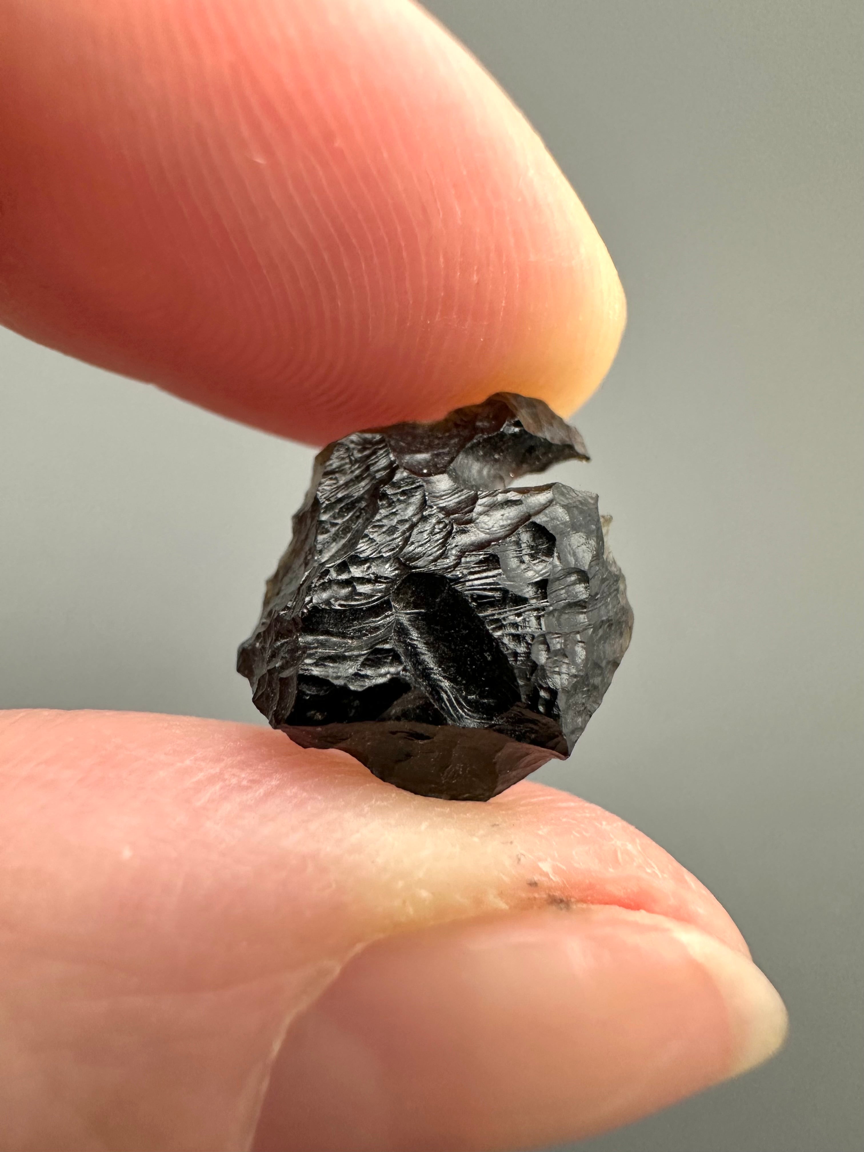 Bilitonite "Batu Satam" 0,6g – Belitung, Indonesia - BI048