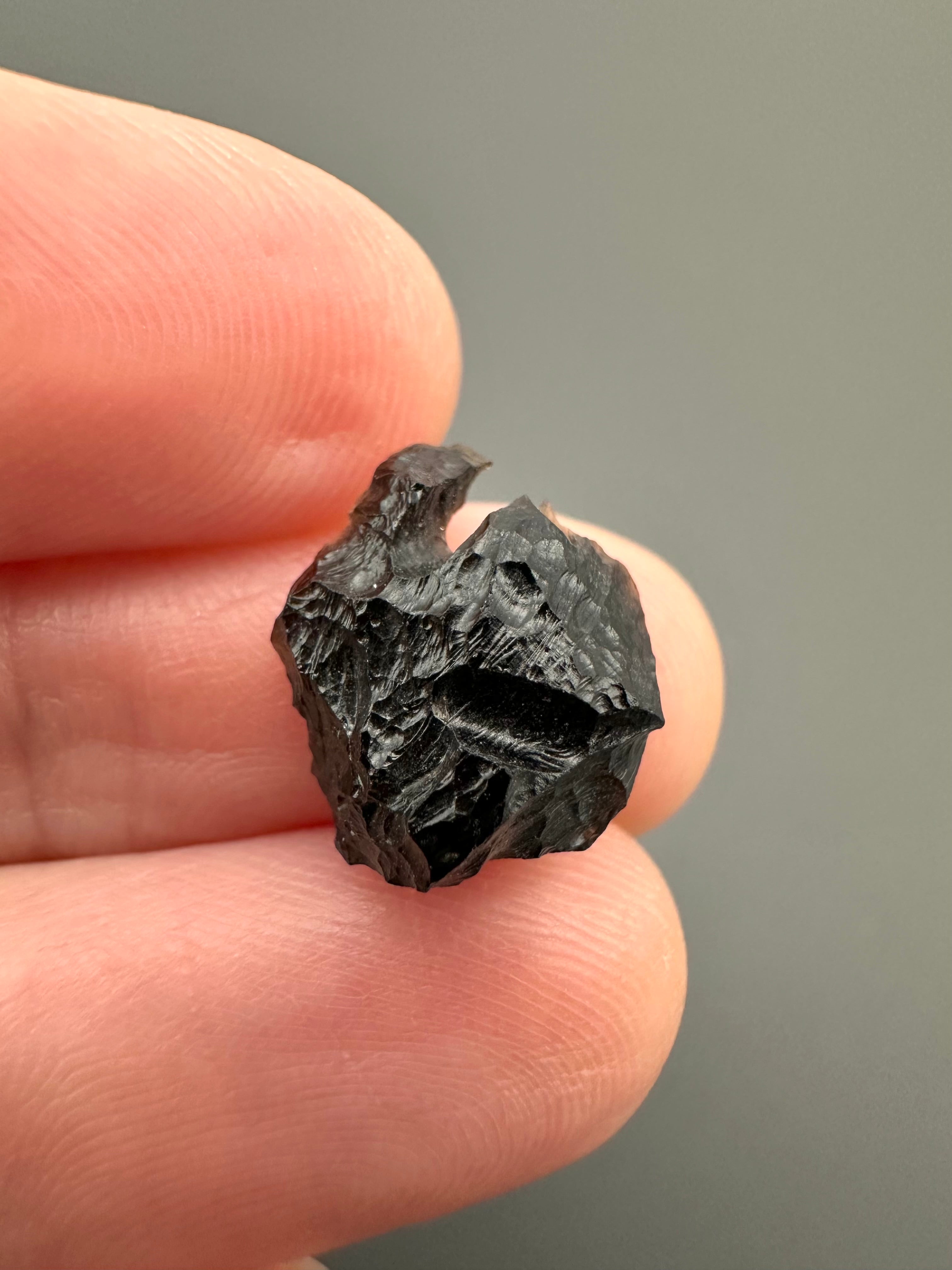 Bilitonite "Batu Satam" 0,6g – Belitung, Indonesia