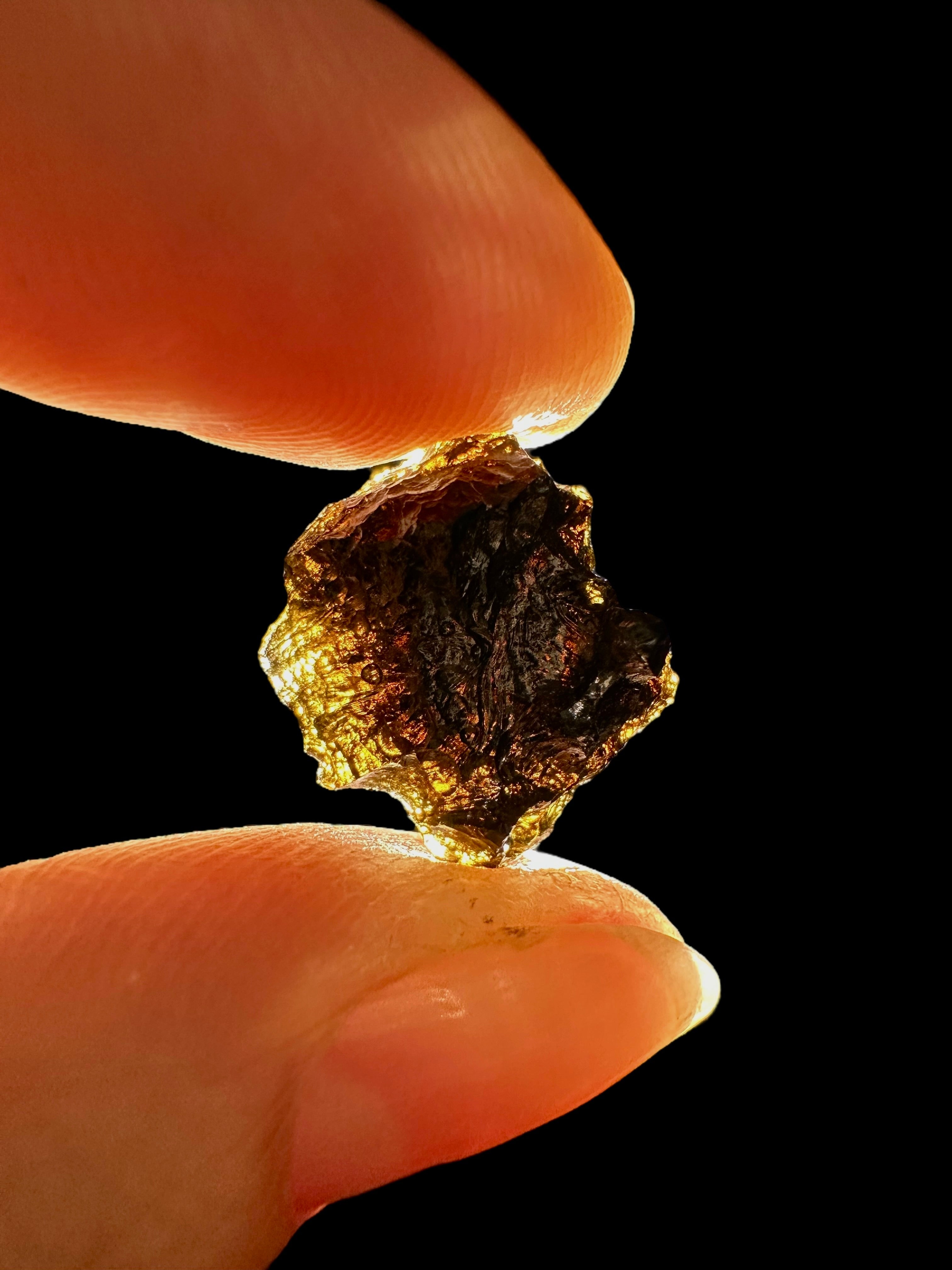 Bilitonite "Batu Satam" 0,9g – Belitung, Indonesia - BI050