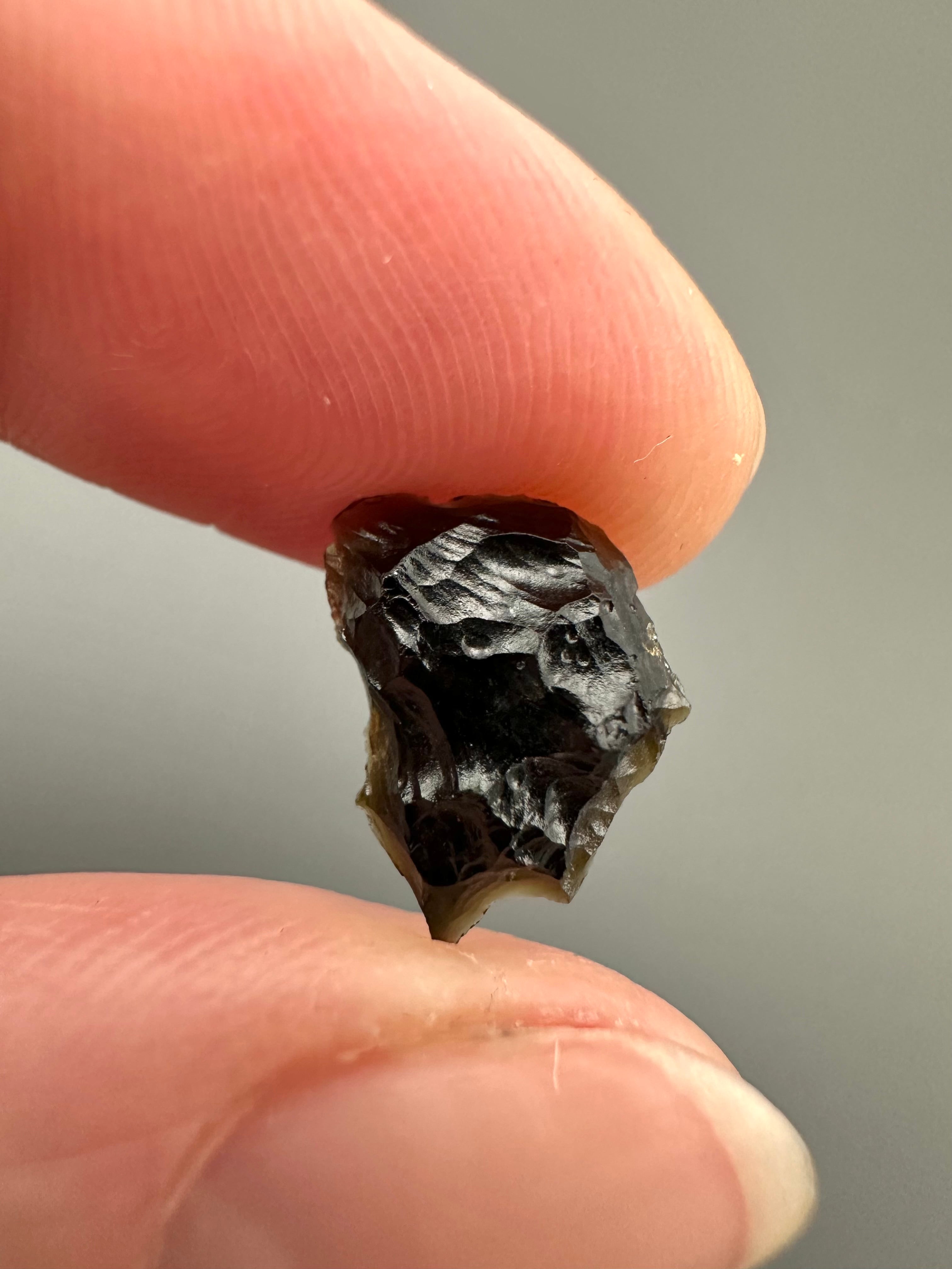 Bilitonite "Batu Satam" 0,3g – Belitung, Indonesia - BI057