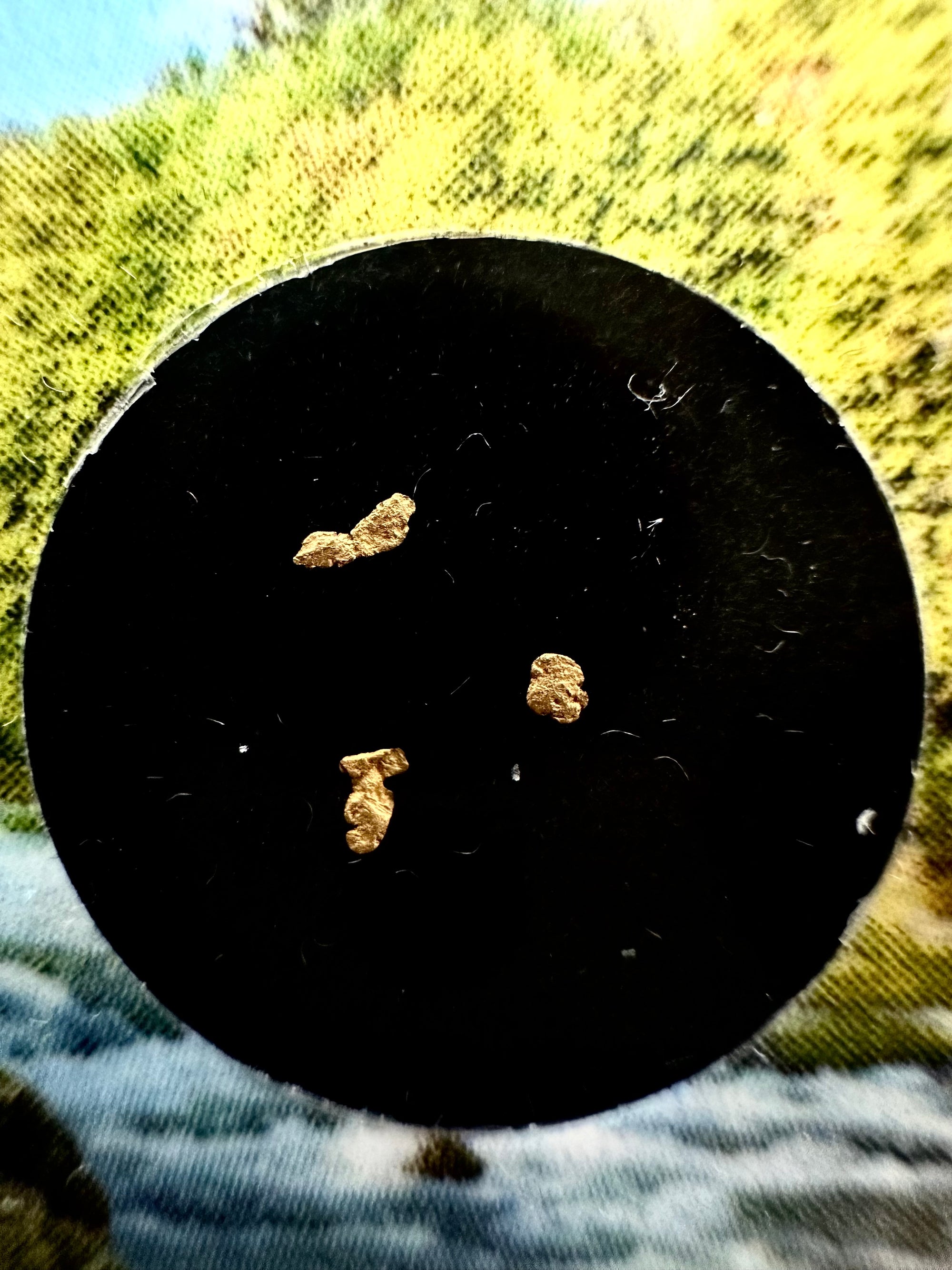 Gold in box – Otava, CZ / random piece