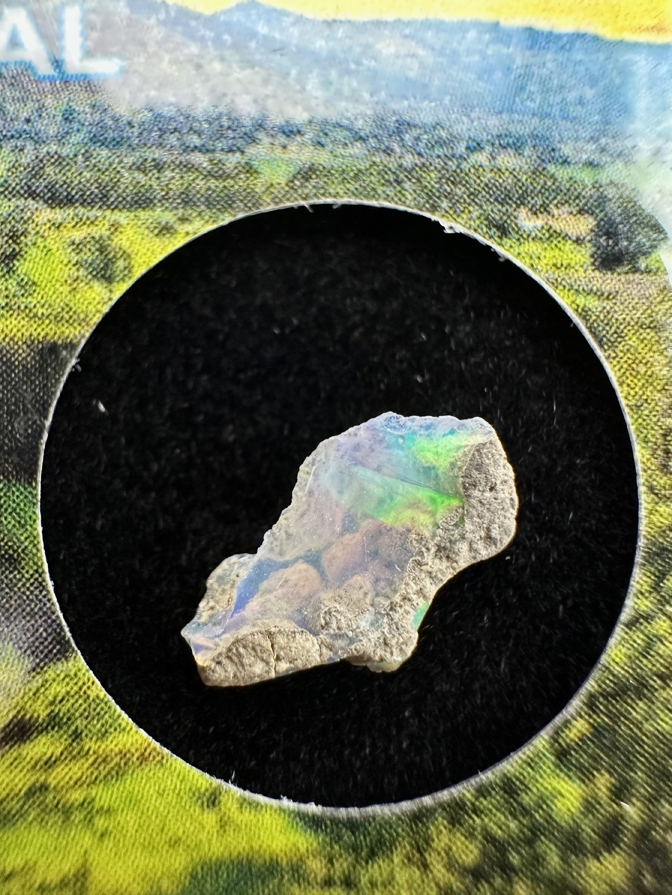 Precious opal in box – Welo, Ethiopia - OP161