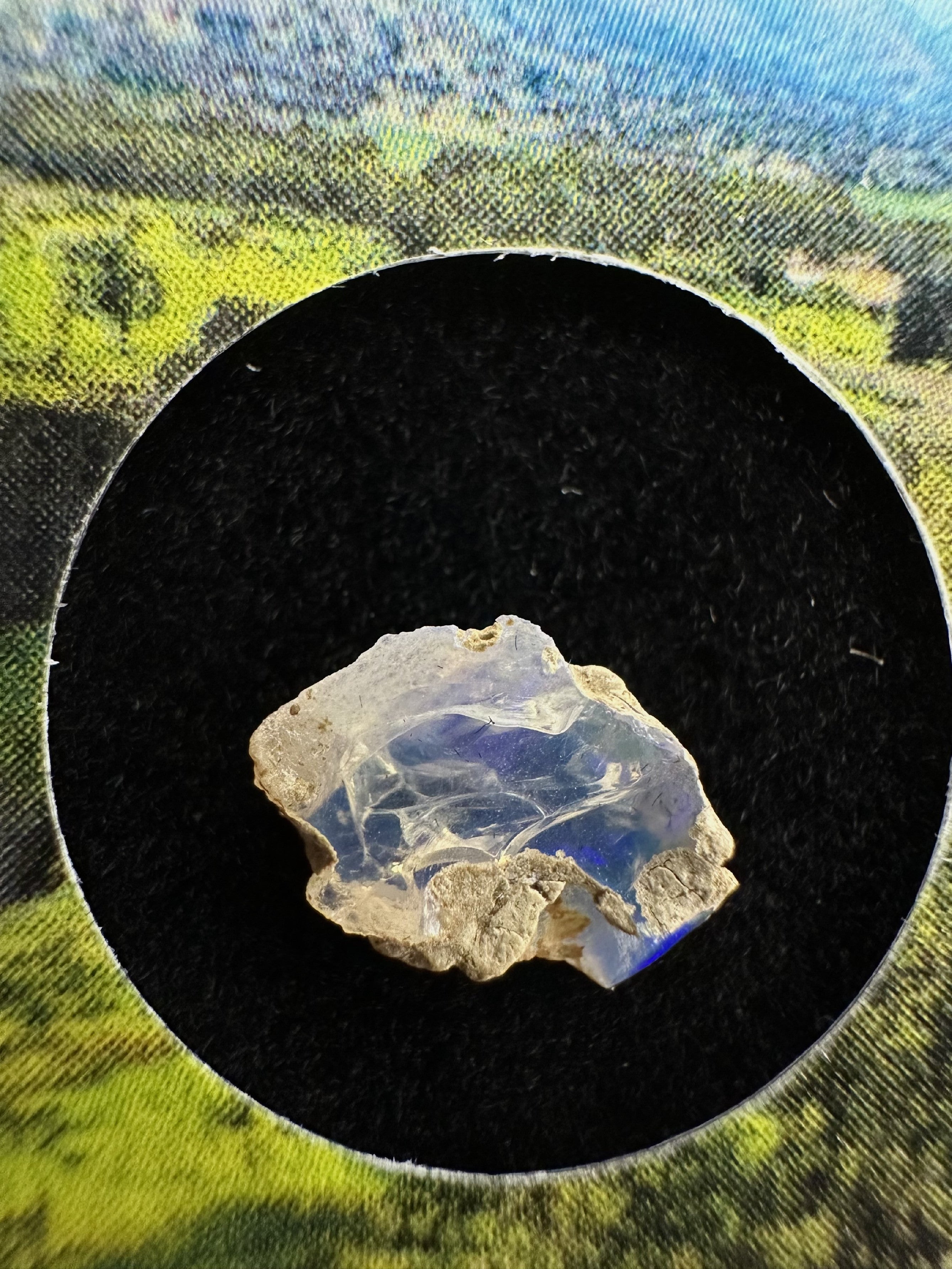 Precious opal in box – Welo, Ethiopia - OP162