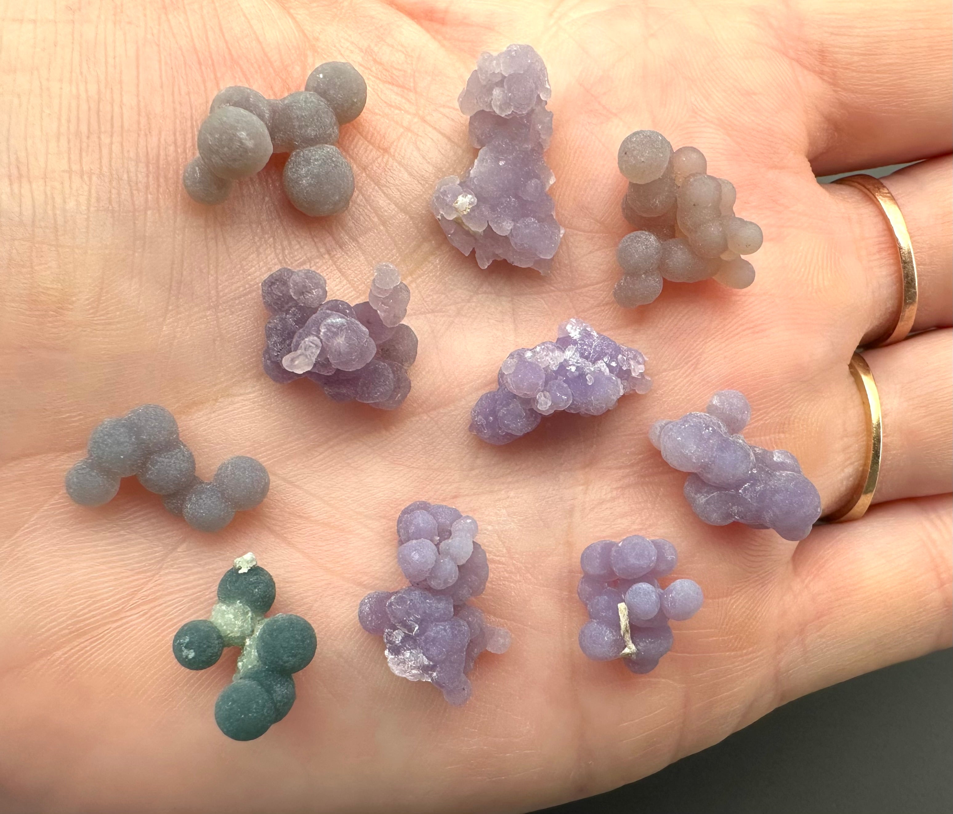 Grape Chalcedony – Sulawesi, Indonesia – 10pcs - HCH328