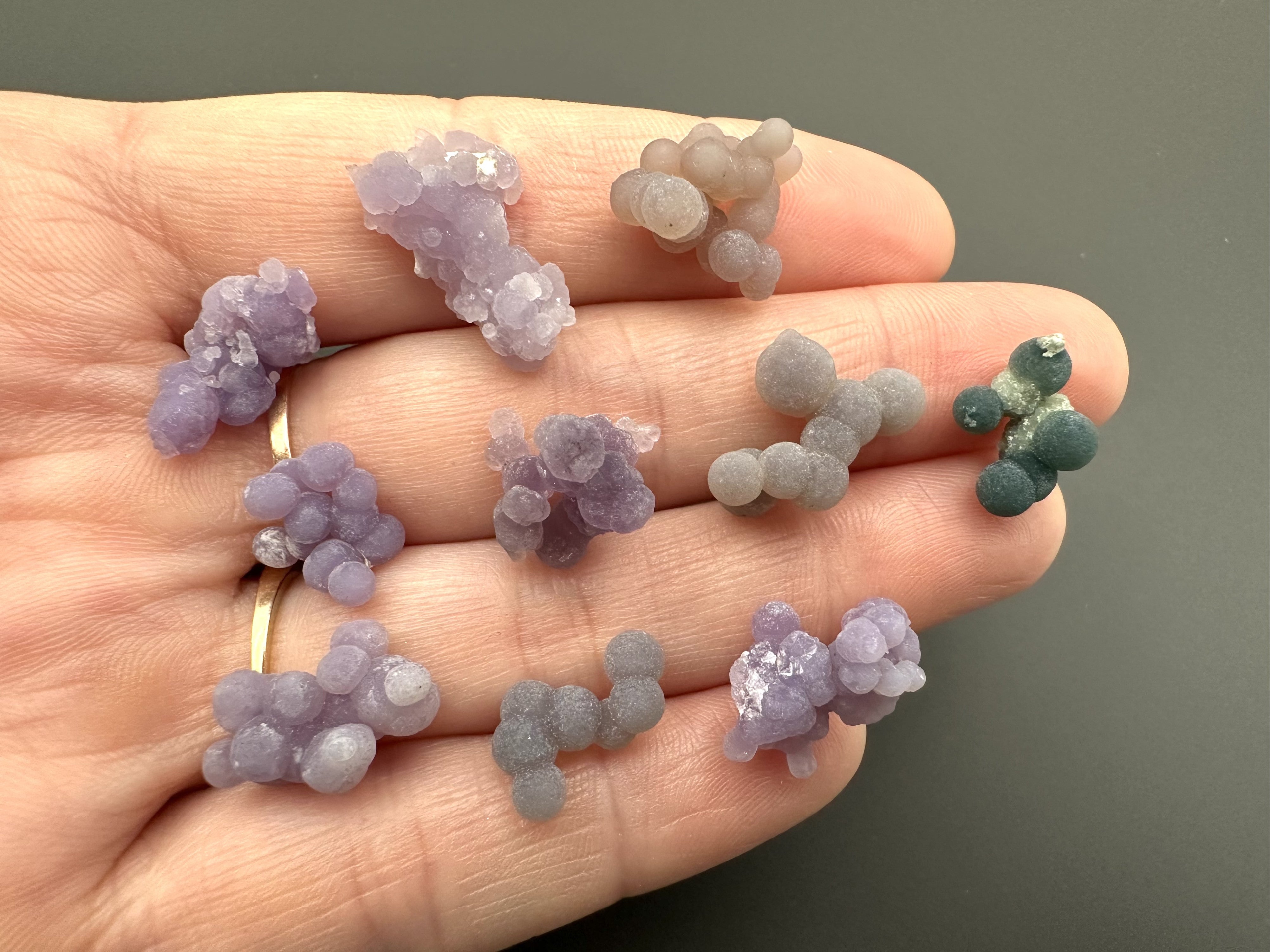 Grape Chalcedony – Sulawesi, Indonesia – 10pcs - HCH328