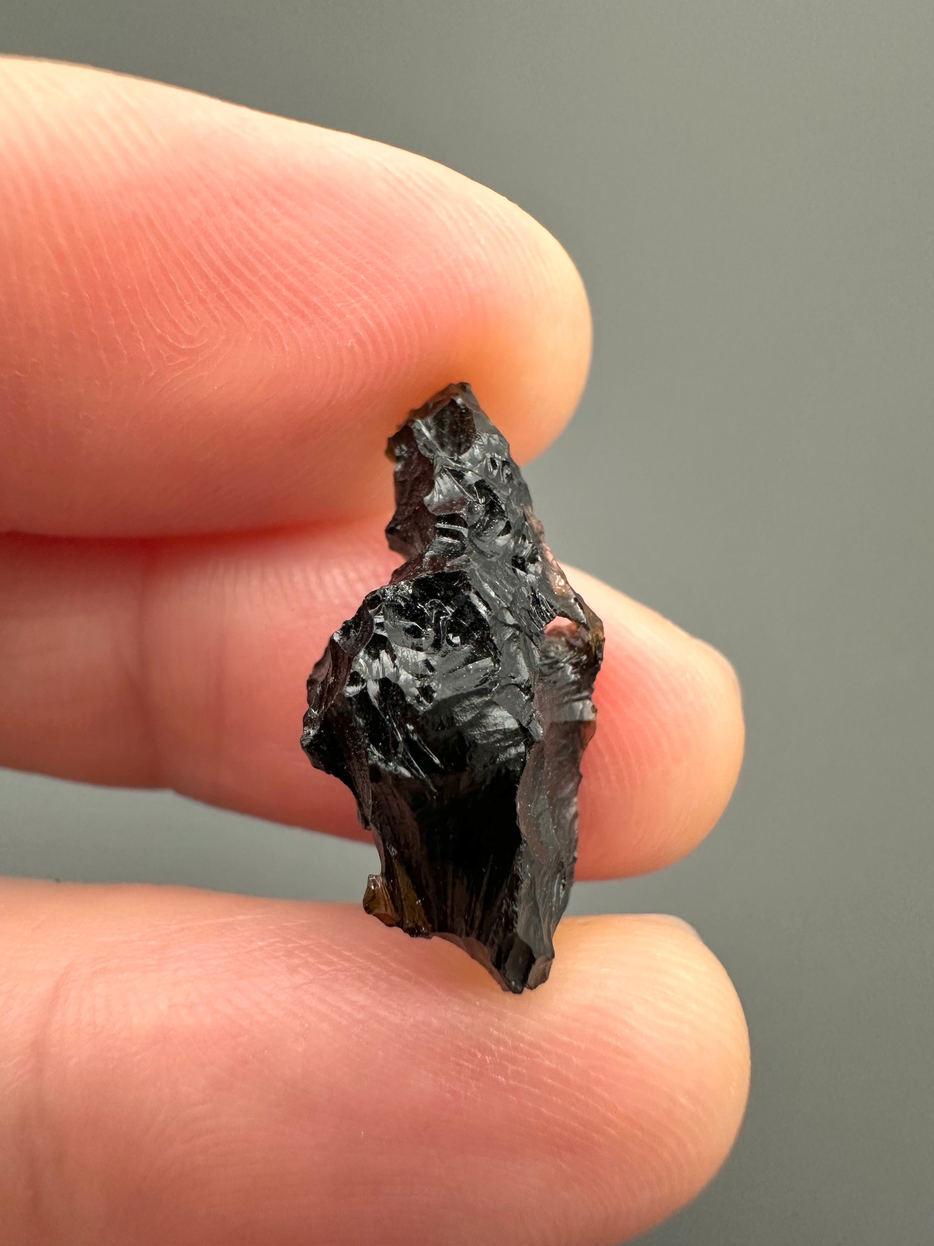 Bilitonite "Batu Satam" 1,1g – Belitung, Indonesia - BI058