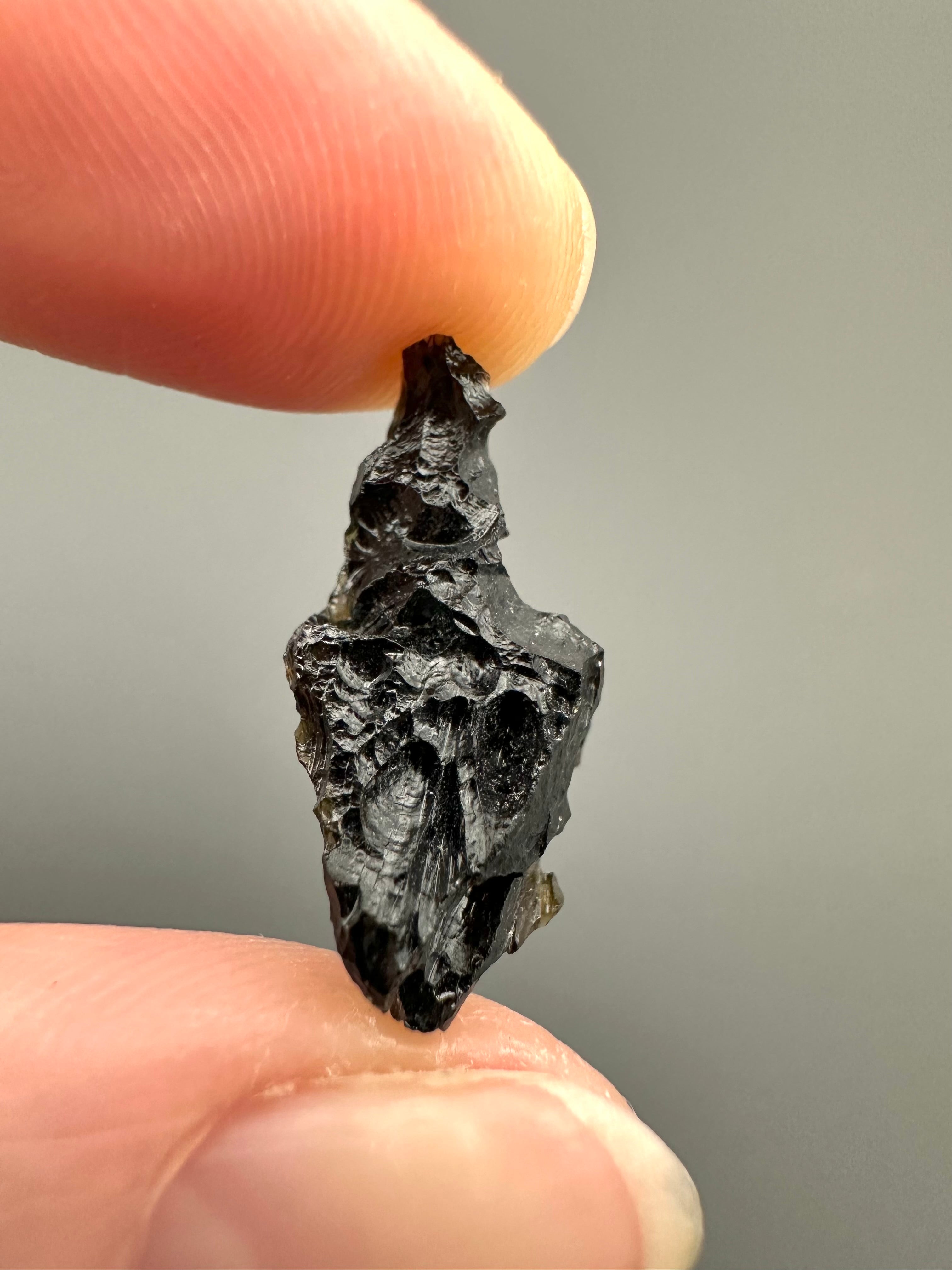 Bilitonite "Batu Satam" 1,1g – Belitung, Indonesia - BI058