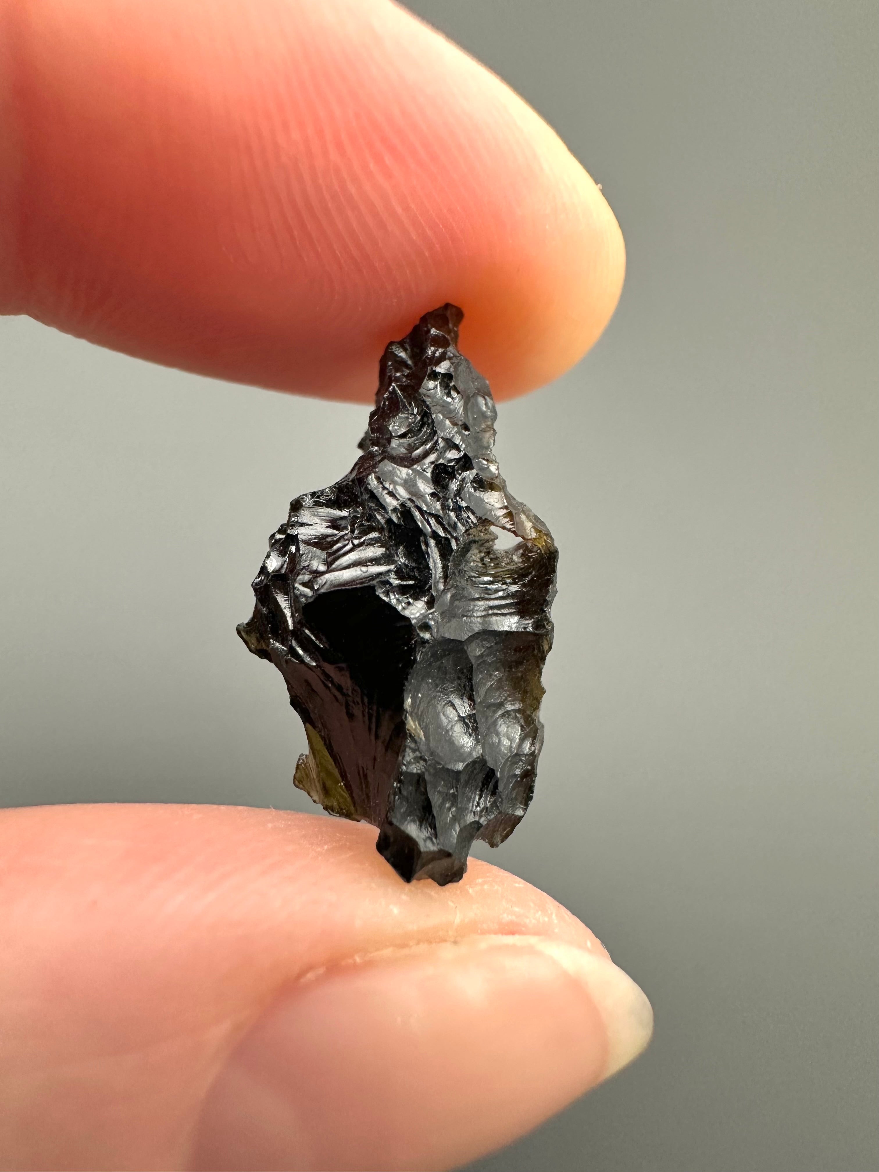 Bilitonite "Batu Satam" 1,1g – Belitung, Indonesia - BI058