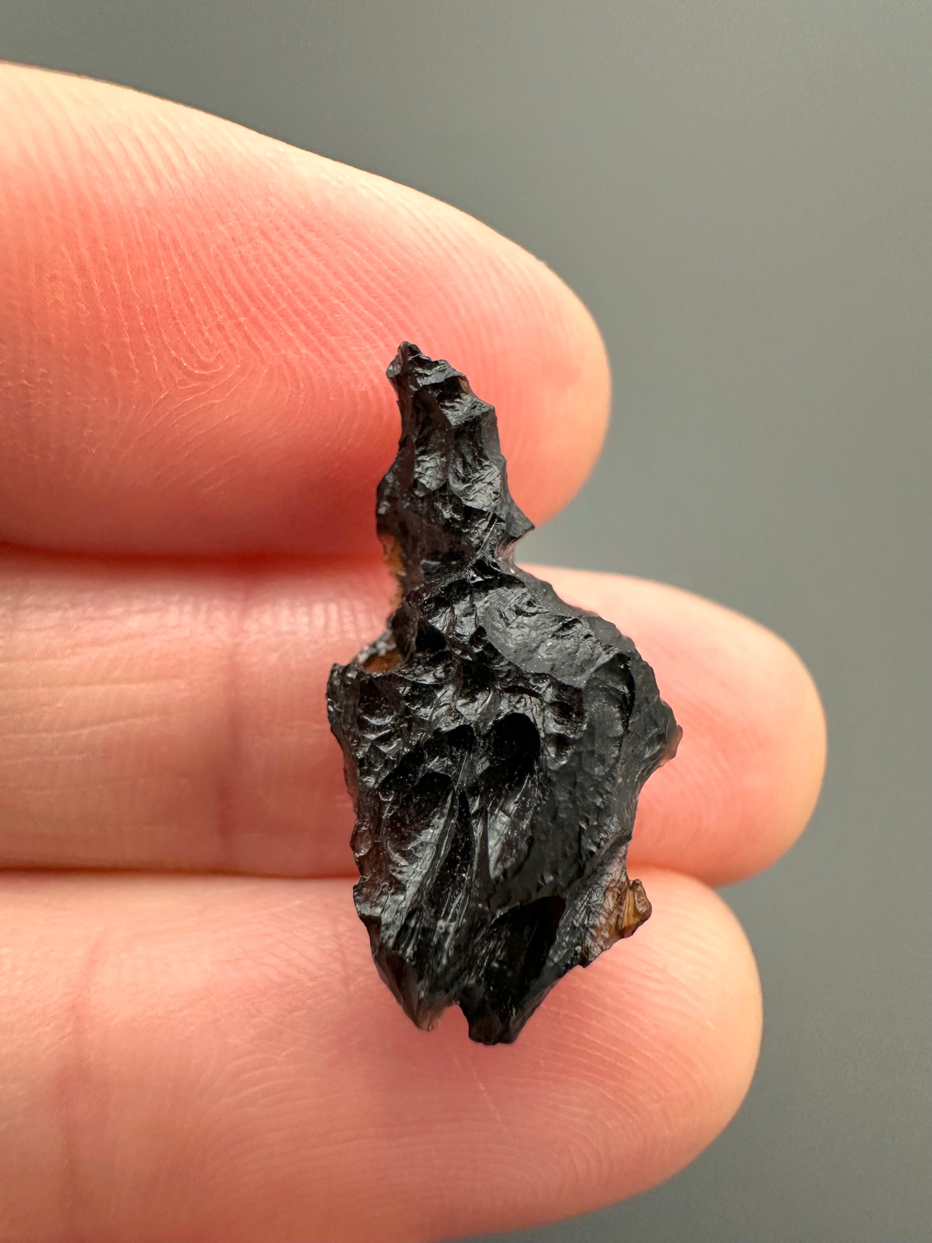 Bilitonite "Batu Satam" 1,1g – Belitung, Indonesia