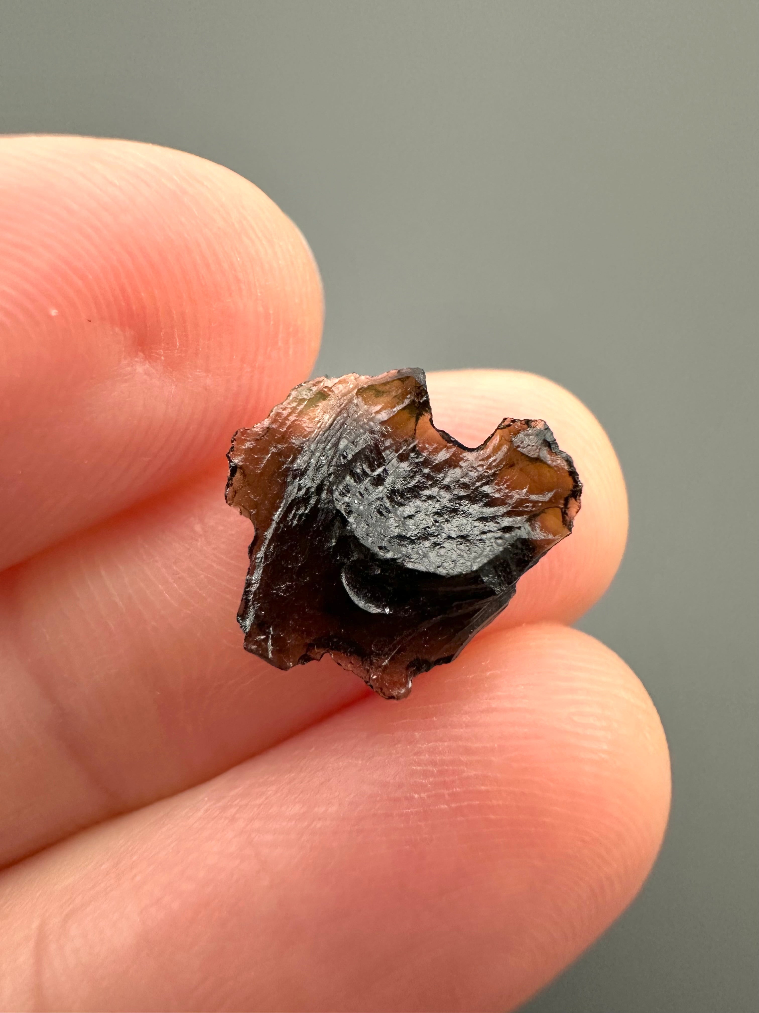 Bilitonite "Batu Satam" 0,2g – Belitung, Indonesia - BI059