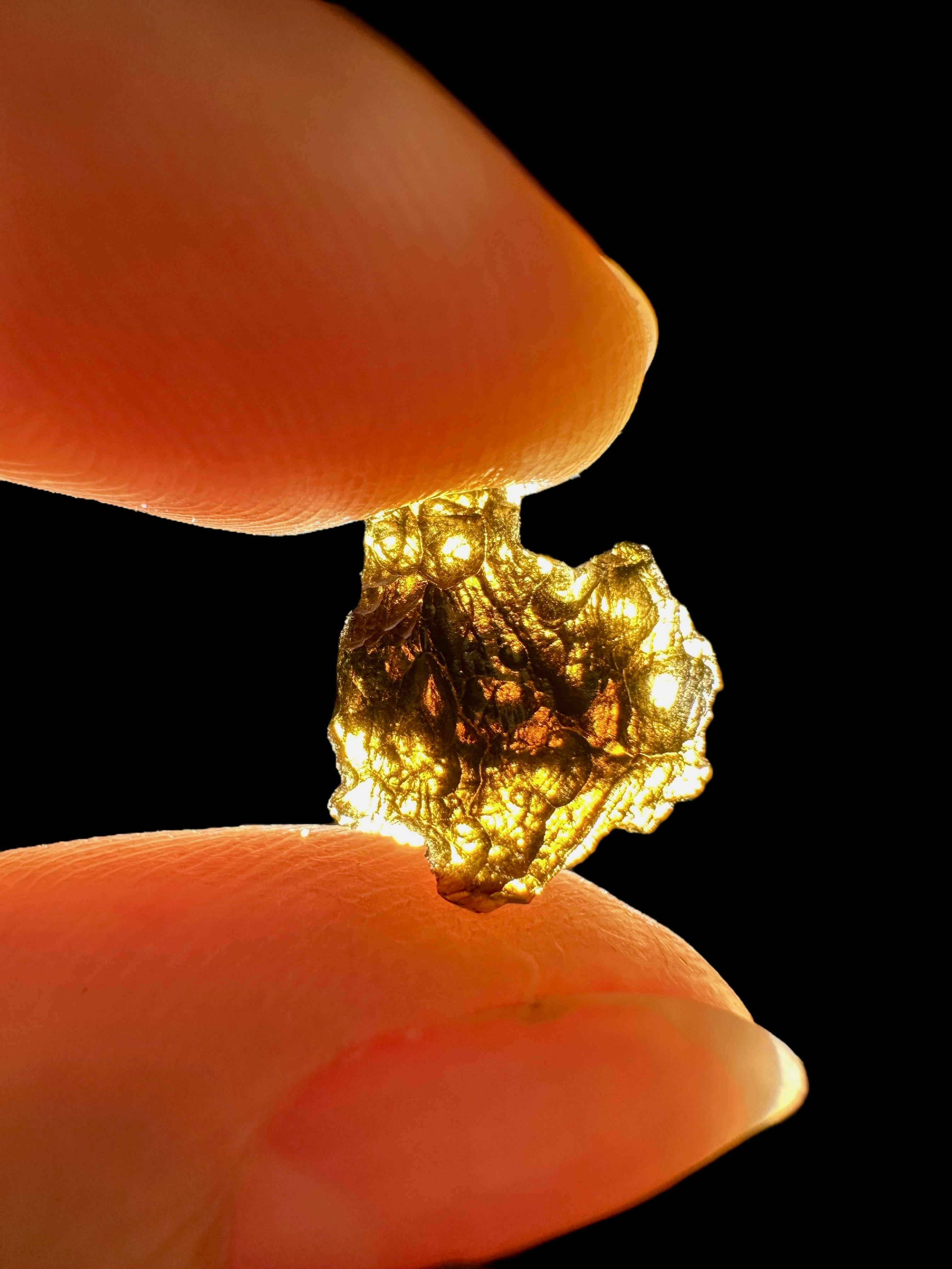 Bilitonite "Batu Satam" 0,2g – Belitung, Indonesia - BI059