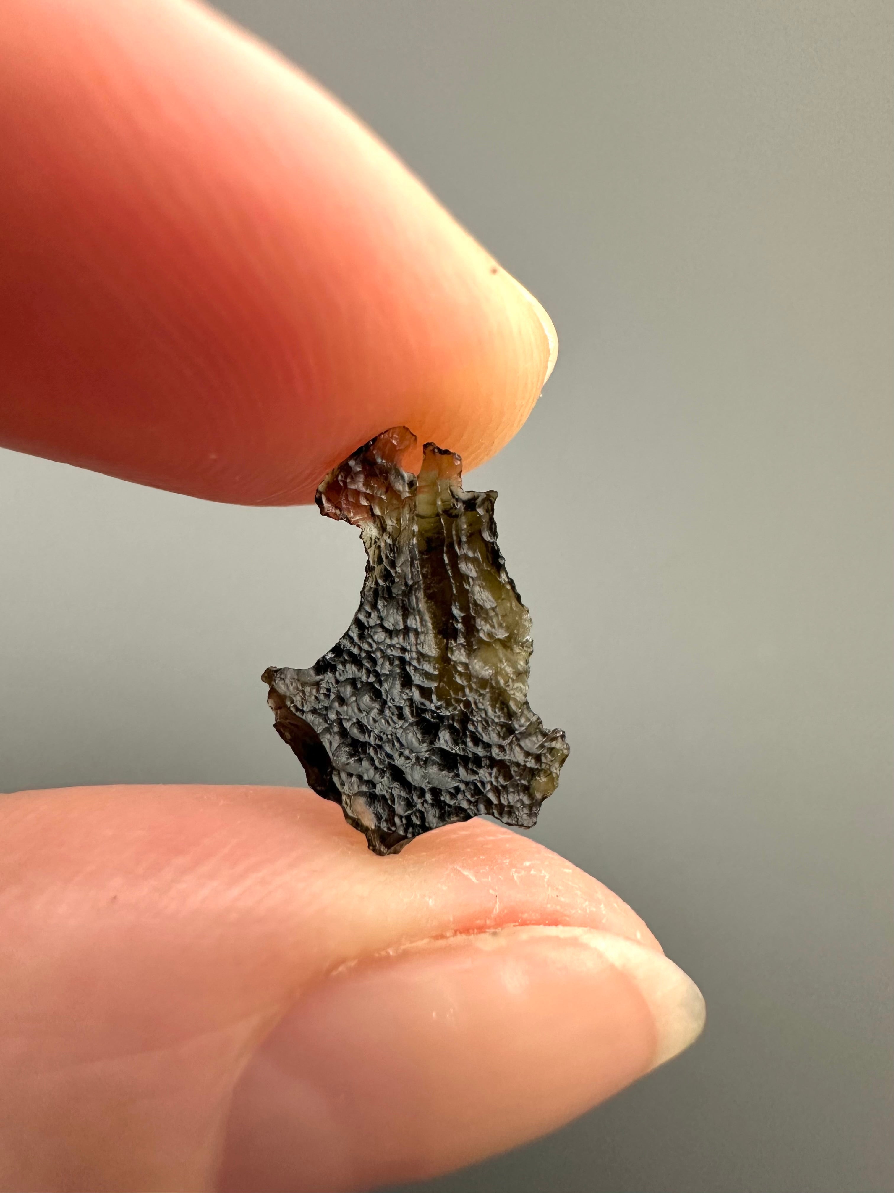 Bilitonite "Batu Satam" 0,2g – Belitung, Indonesia - BI060