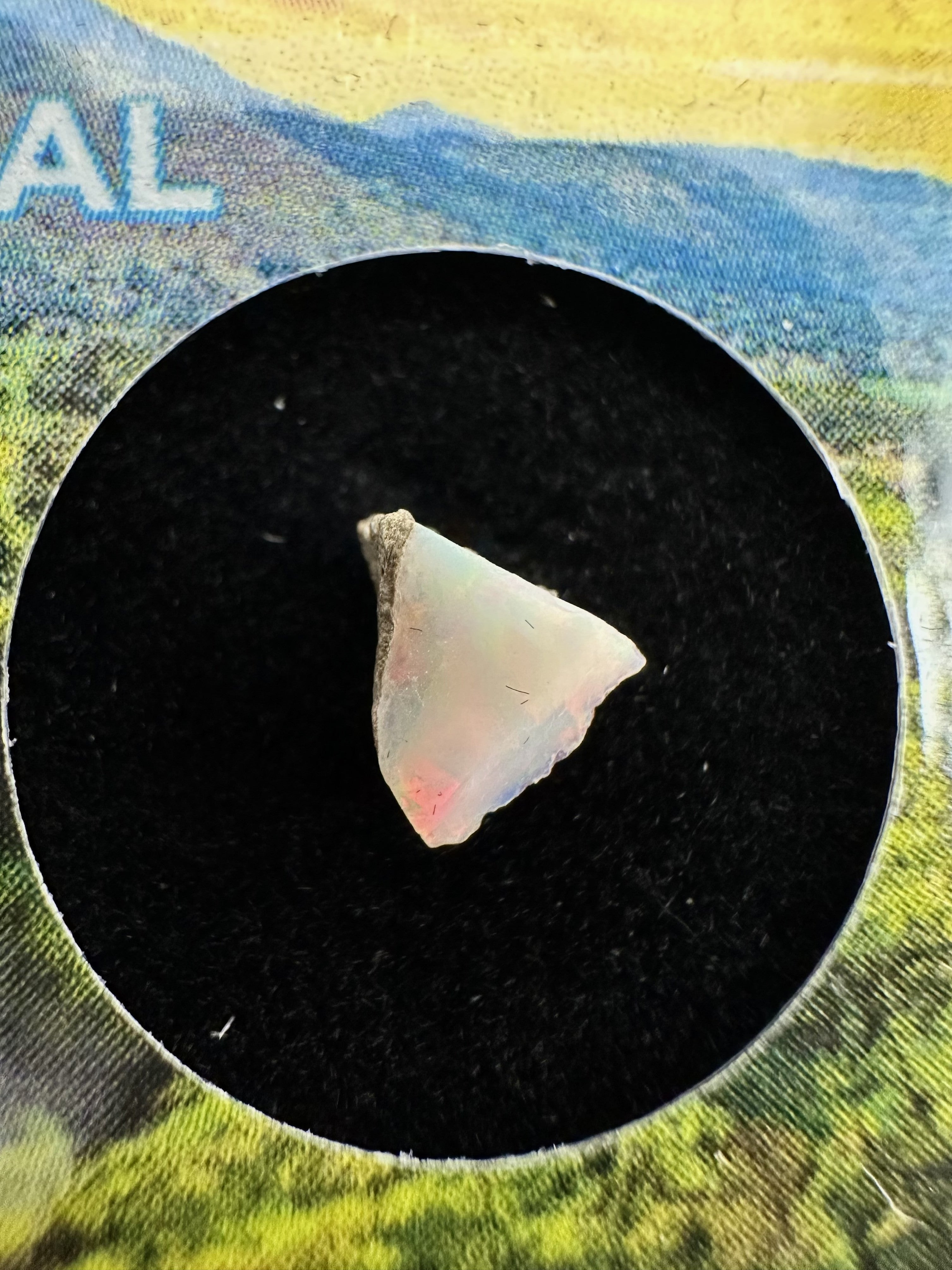 Precious opal in box – Welo, Ethiopia - OP170