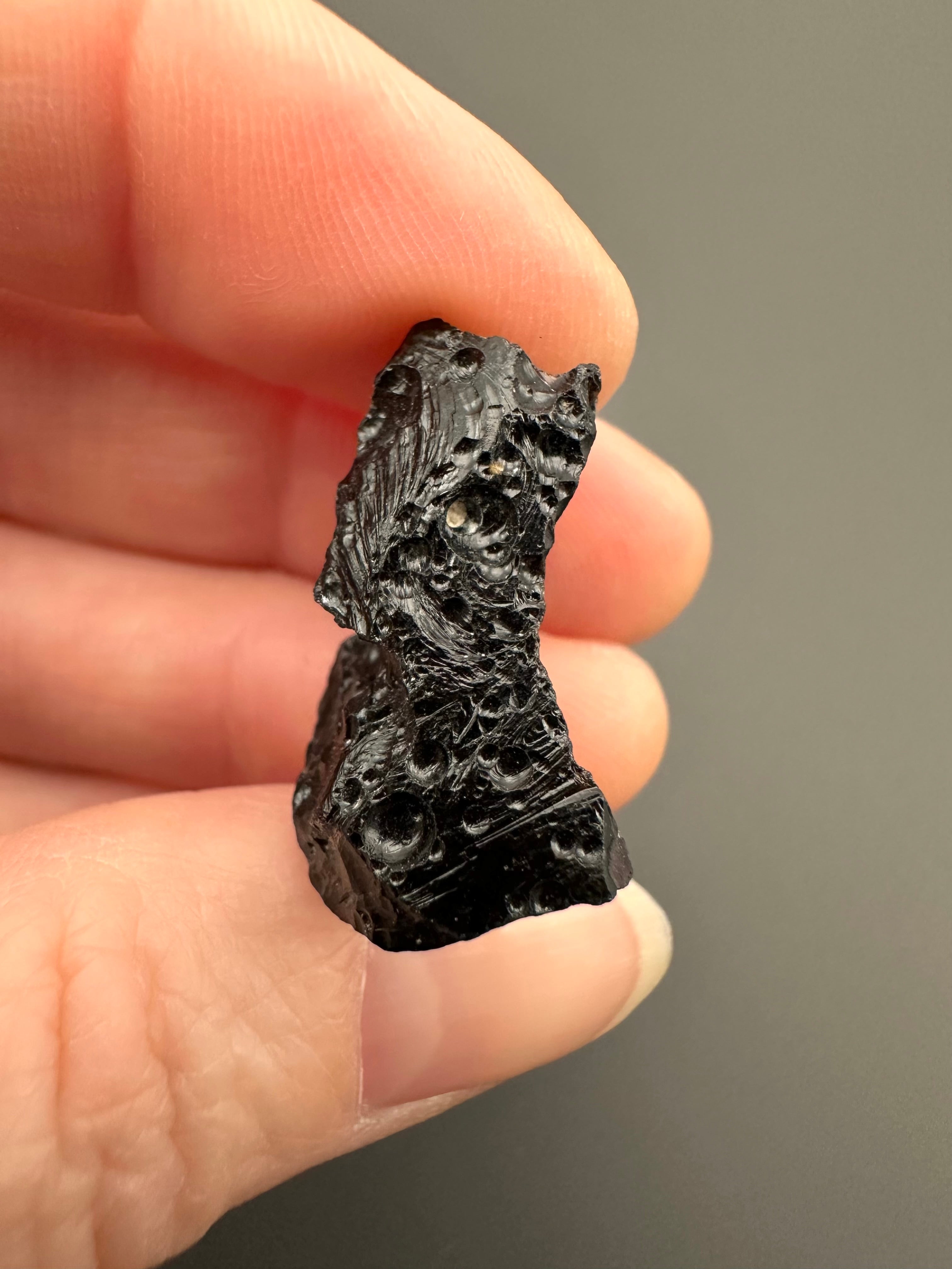 Bilitonite "Batu Satam" 3,9g – Belitung, Indonesia - BI082