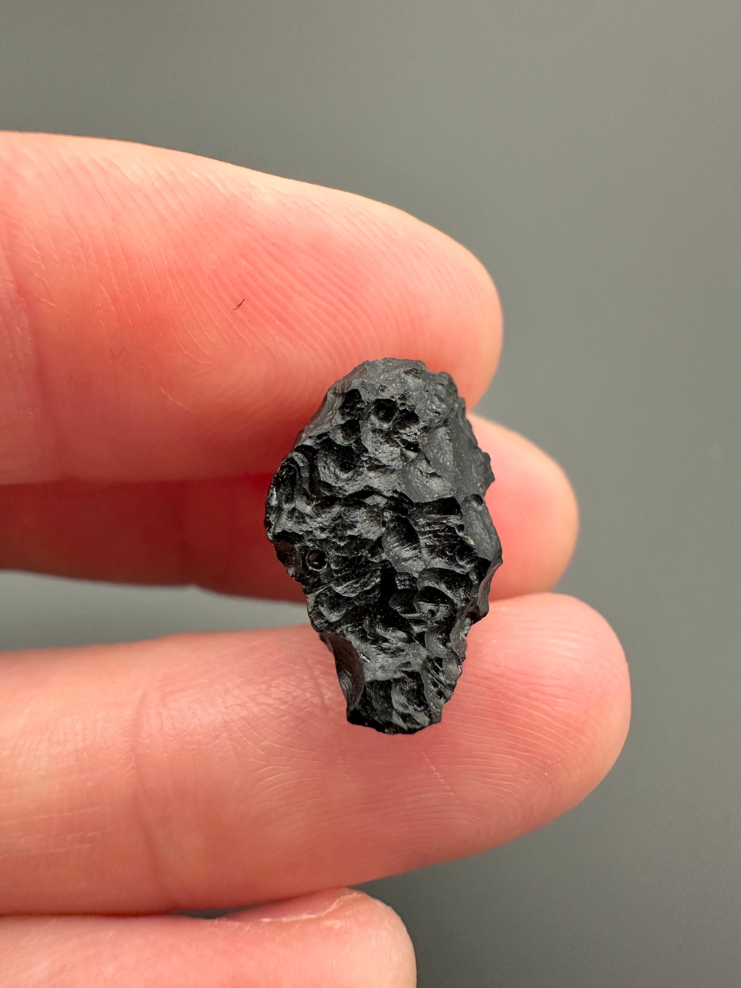 Bilitonite "Batu Satam" 1,7g – Belitung, Indonesia - BI086