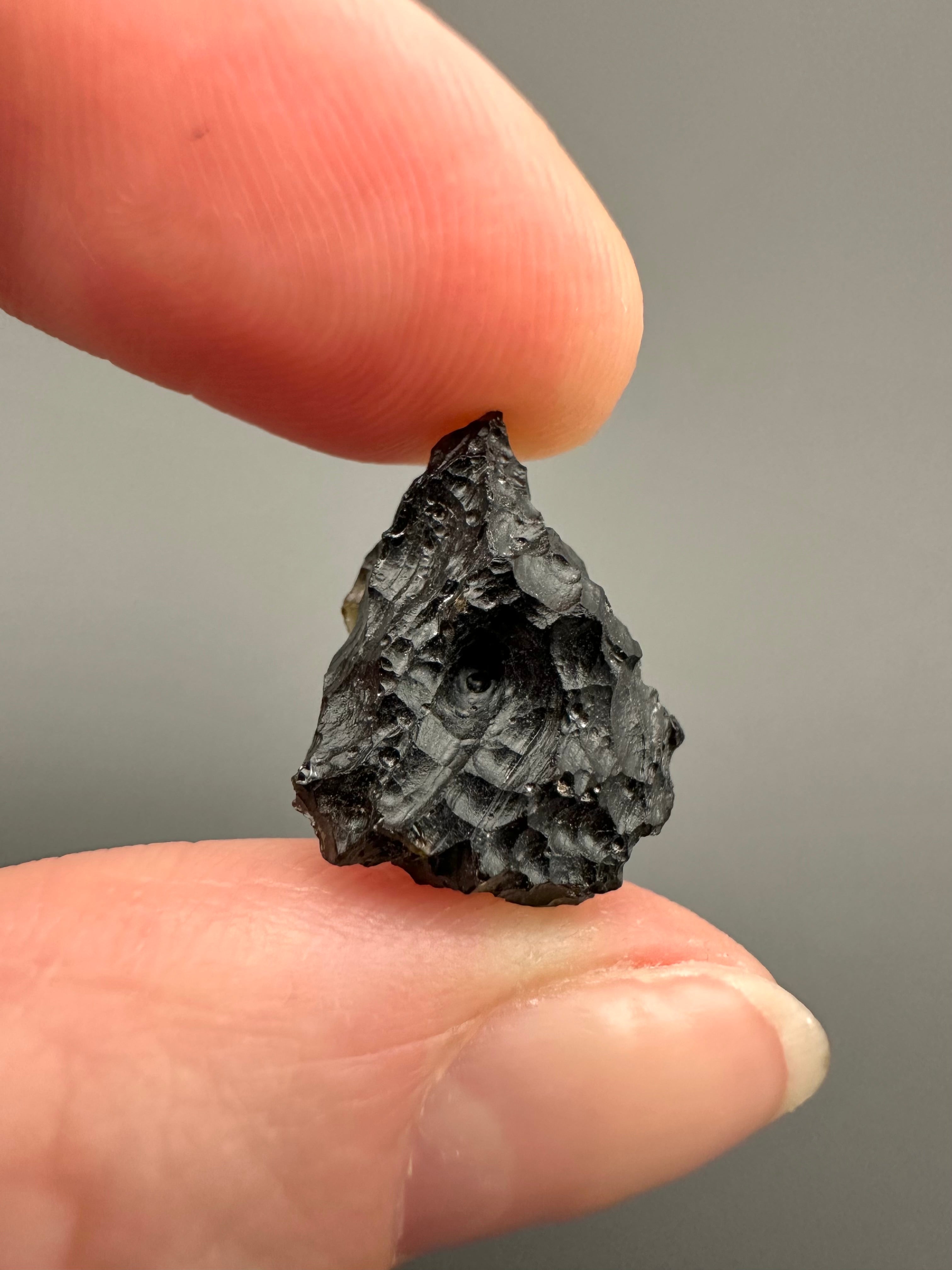 Bilitonite "Batu Satam" 1,7g – Belitung, Indonesia - BI086
