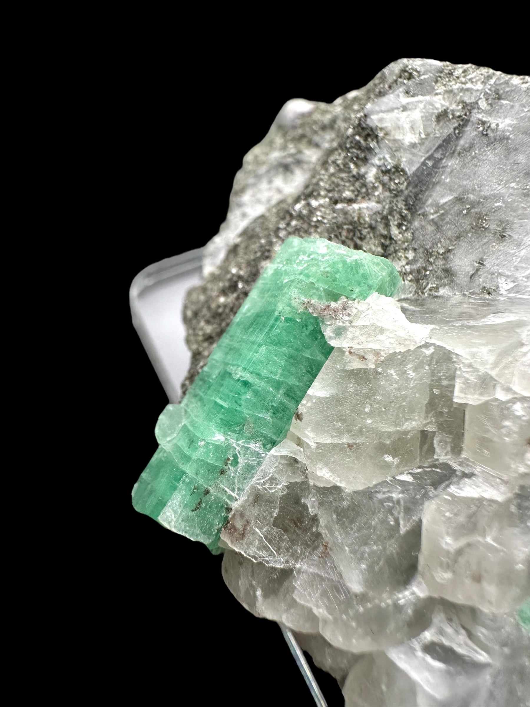 Emerald – Dayakou, China - SM003