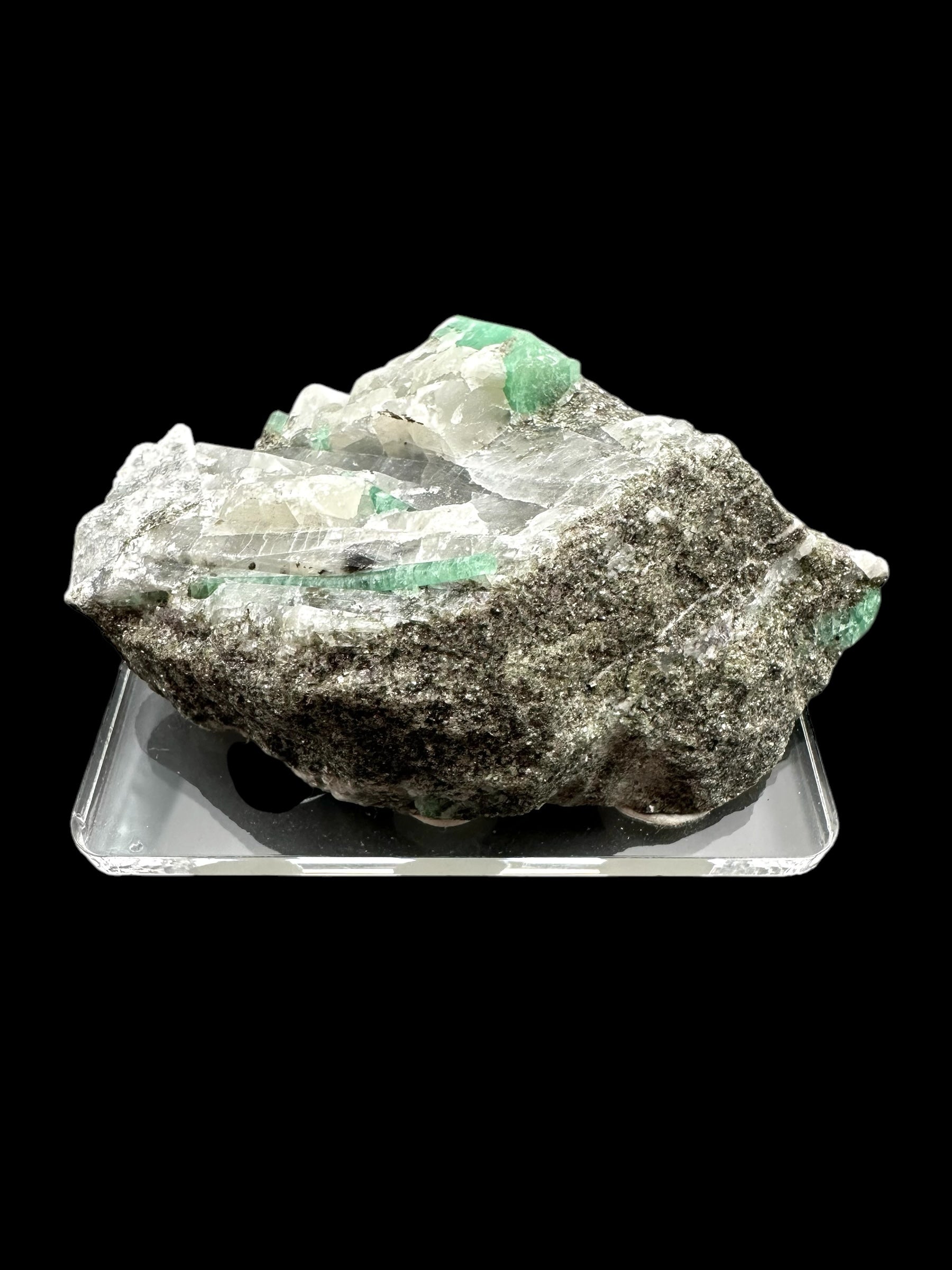 Emerald – Dayakou, China - SM003