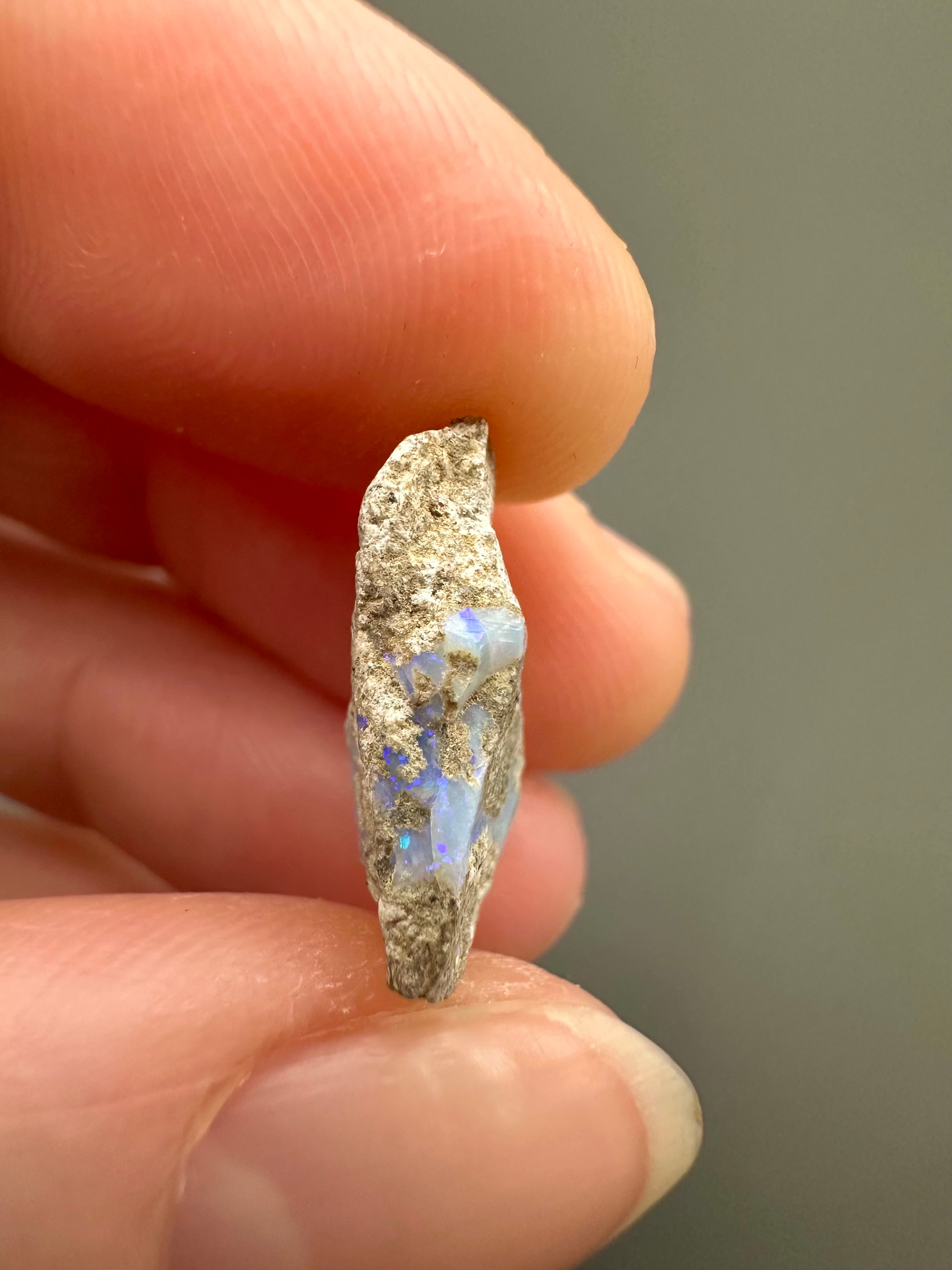 Precious opal – Dubnik, Slovakia - SOP077