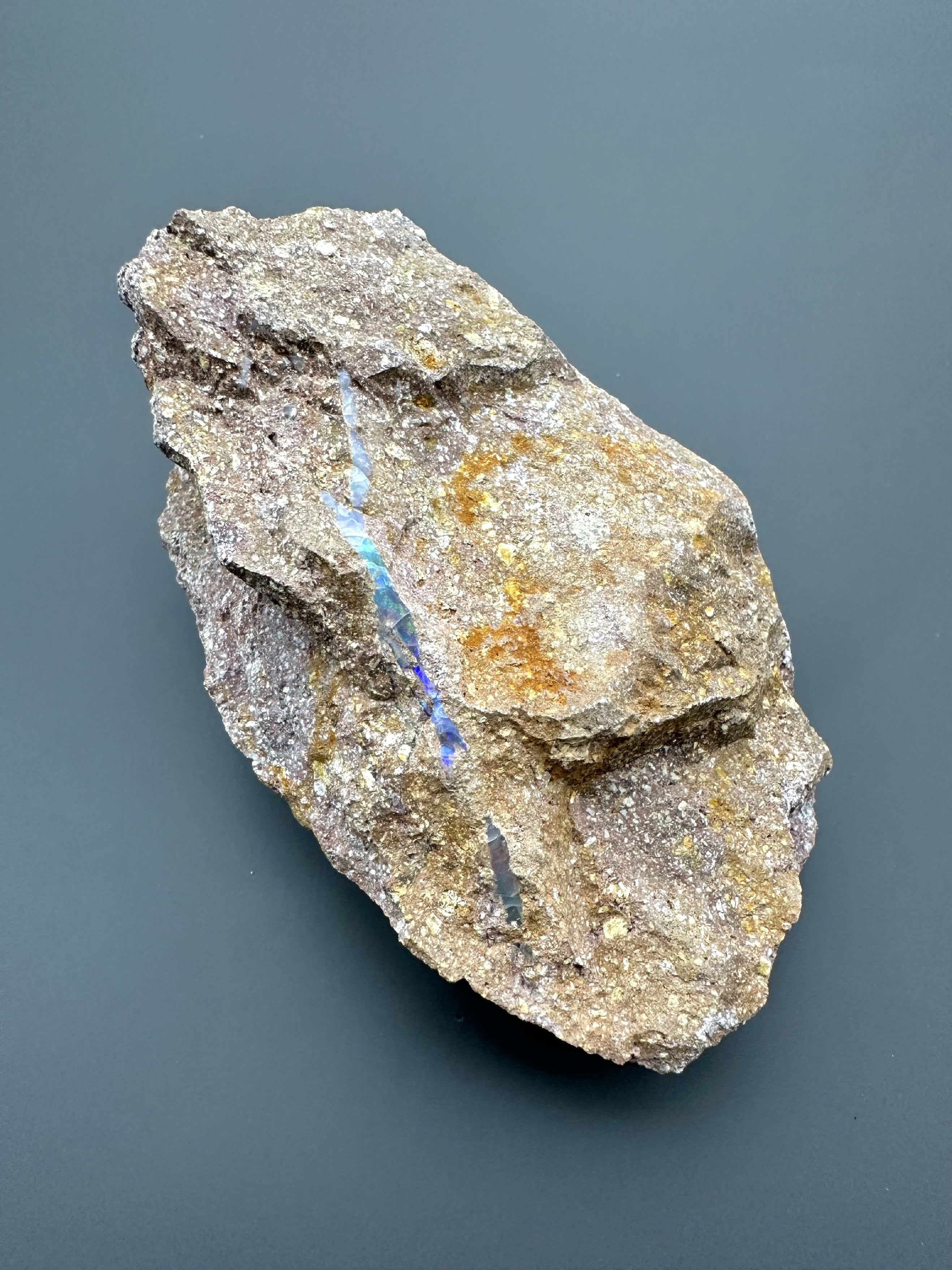 Precious opal – Dubnik, Slovakia - SOP078