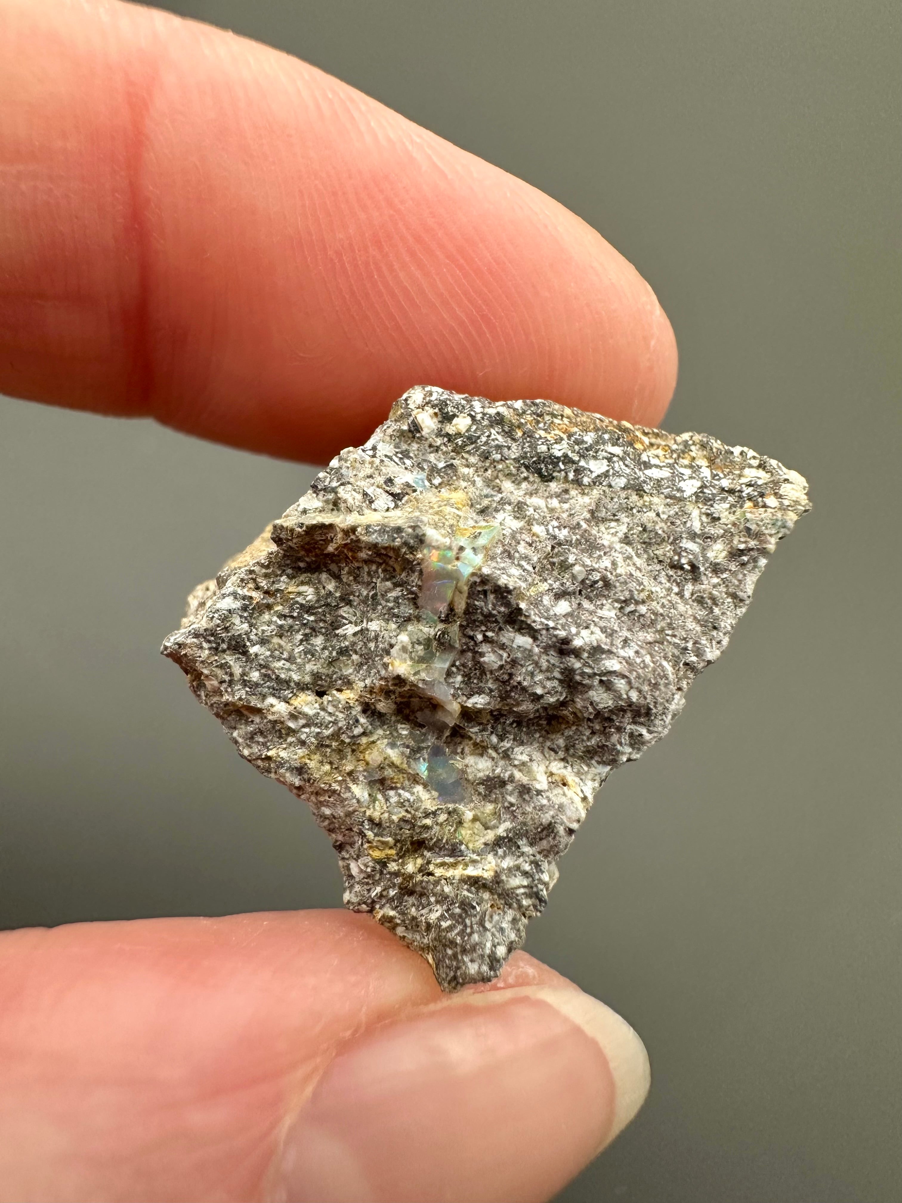 Precious opal – Dubnik, Slovakia - SOP082
