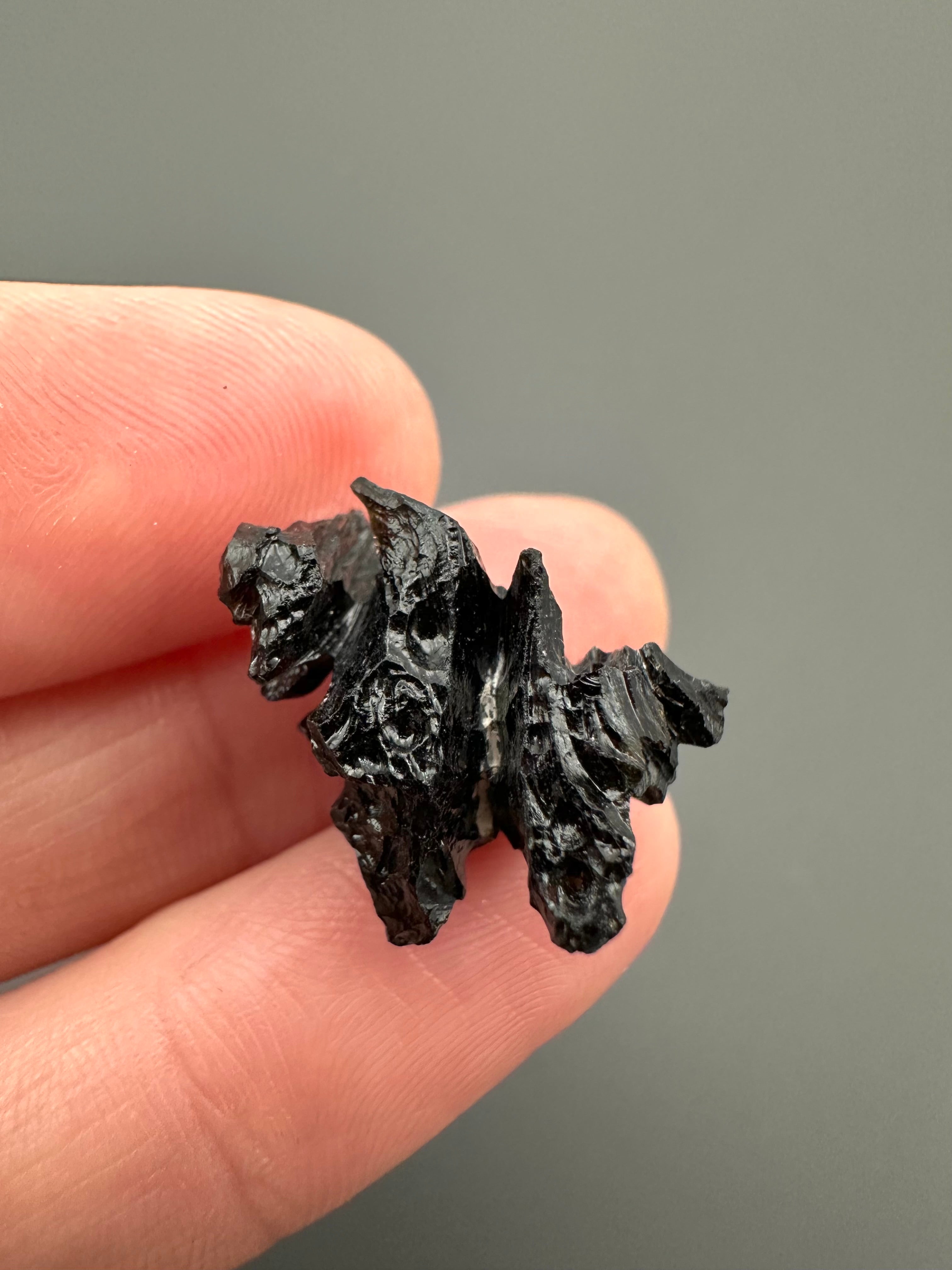 Bilitonite "Batu Satam" 2,1g – Belitung, Indonesia - BI095
