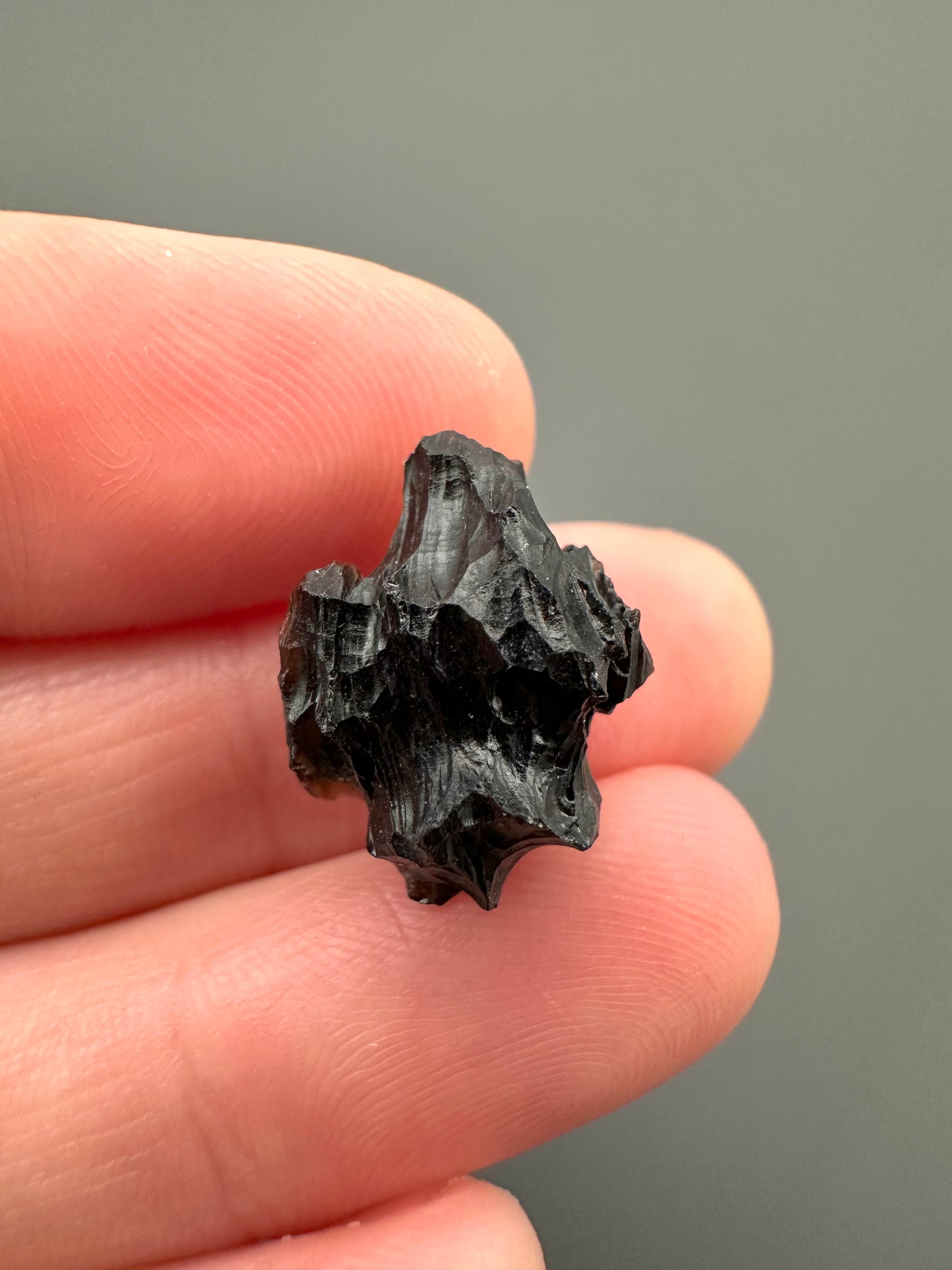 Bilitonite "Batu Satam" 1,7g – Belitung, Indonesia