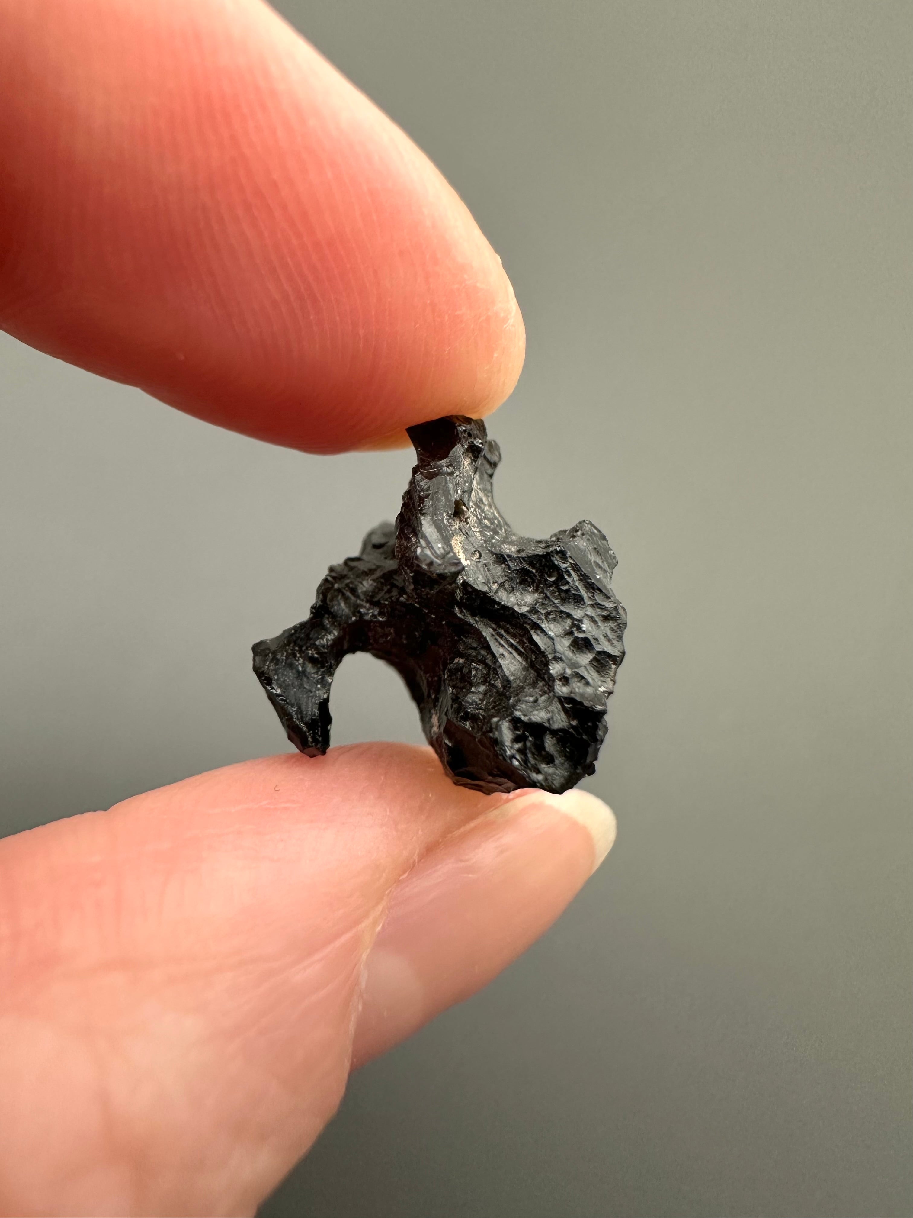 Bilitonite "Batu Satam" 1,7g – Belitung, Indonesia - BI101
