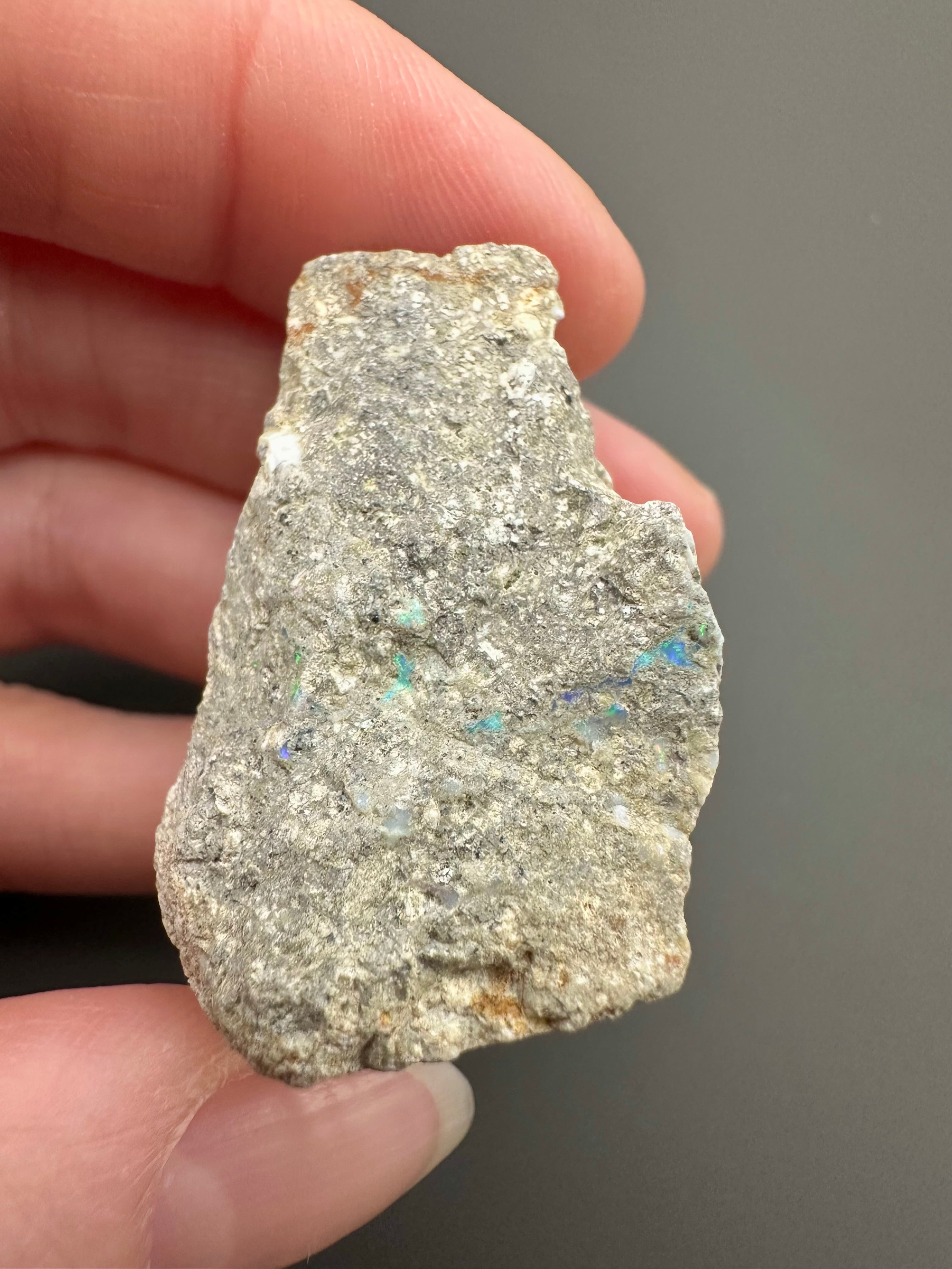 Precious opal – Dubnik, Slovakia - SOP085