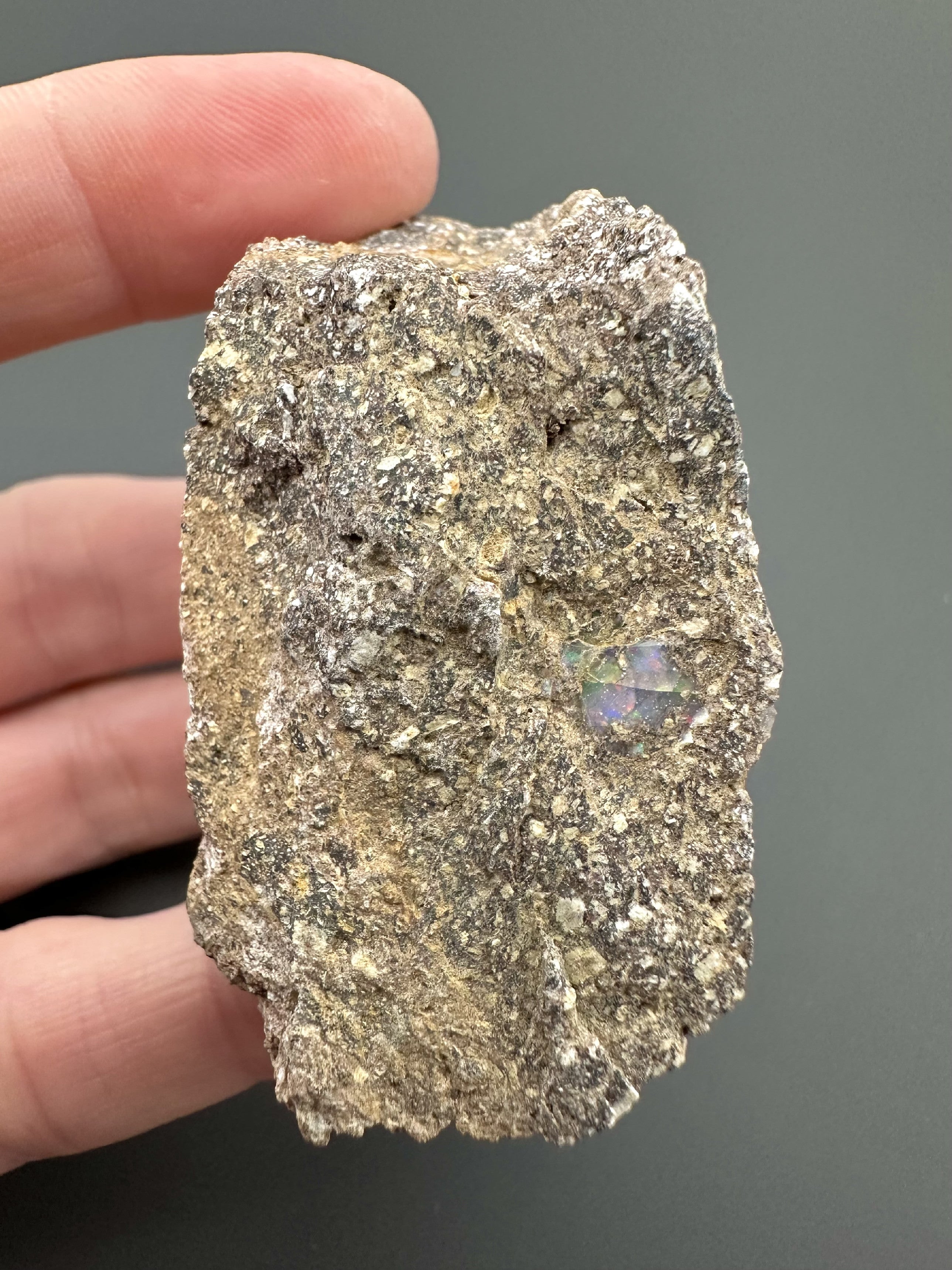 Precious opal – Dubnik, Slovakia - SOP088